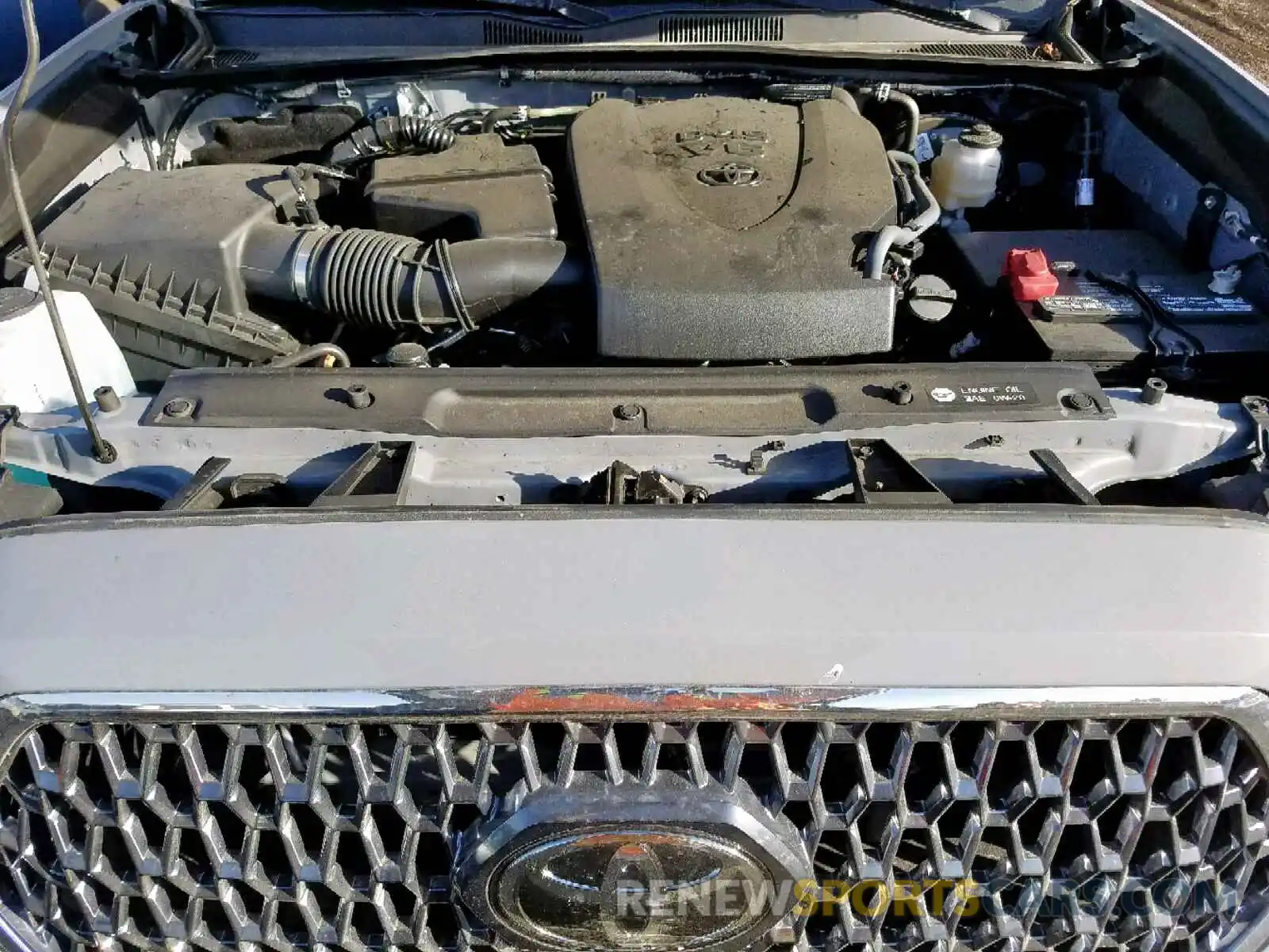 7 Photograph of a damaged car 3TMAZ5CN2KM092615 TOYOTA TACOMA DOU 2019