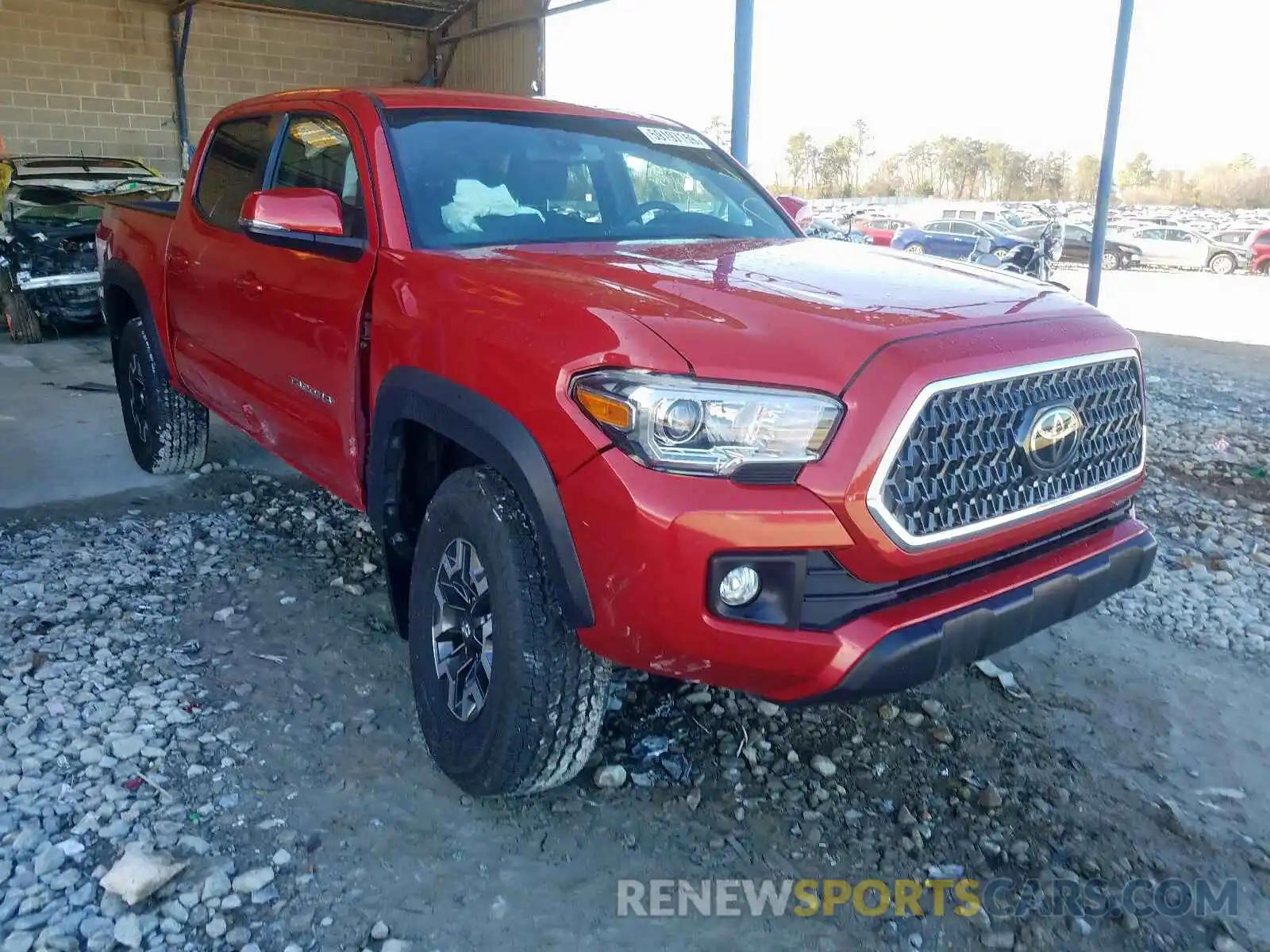 1 Photograph of a damaged car 3TMAZ5CN3KM079792 TOYOTA TACOMA DOU 2019