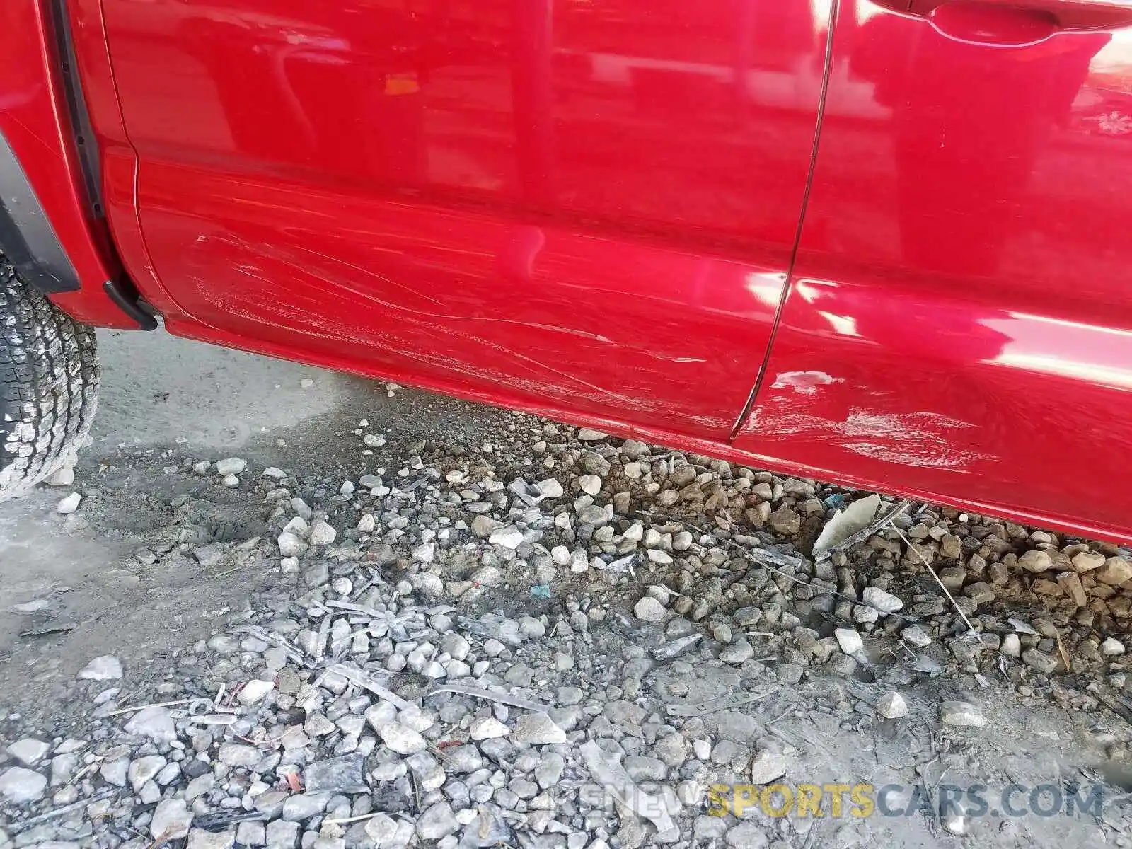 9 Photograph of a damaged car 3TMAZ5CN3KM079792 TOYOTA TACOMA DOU 2019