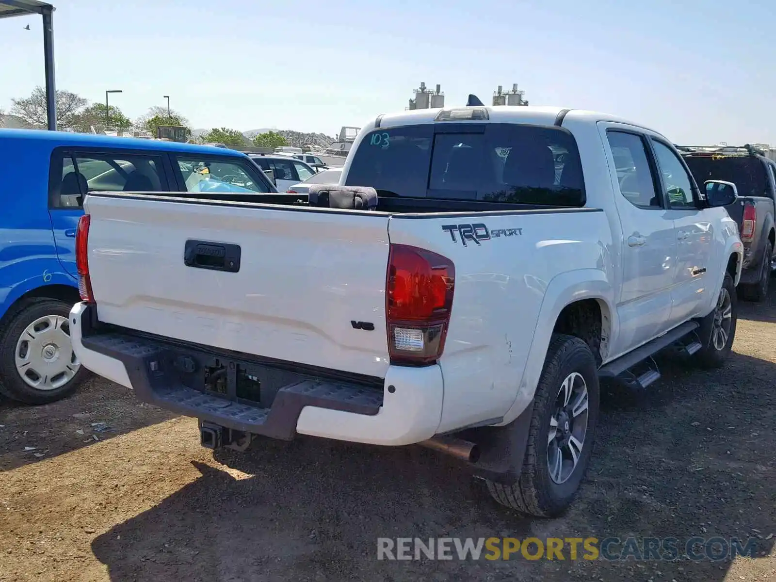 4 Photograph of a damaged car 3TMAZ5CN4KM088064 TOYOTA TACOMA DOU 2019