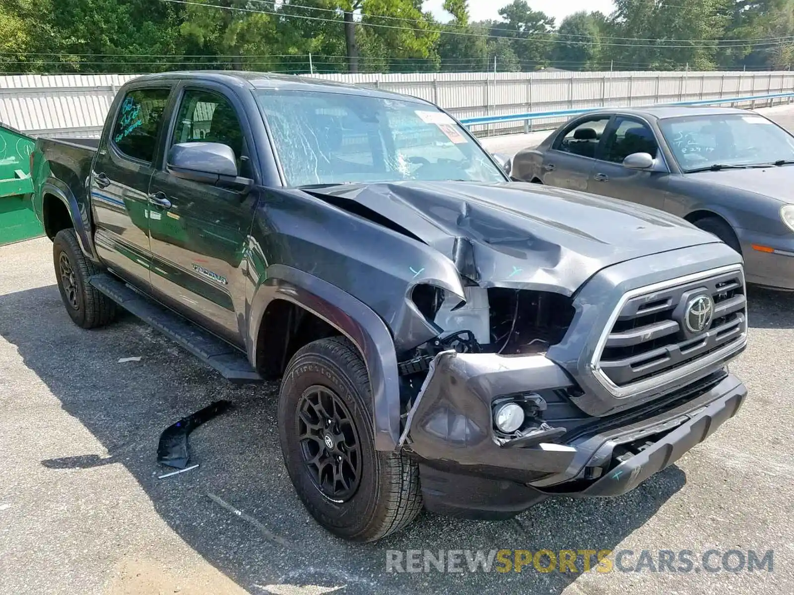 1 Photograph of a damaged car 3TMAZ5CN4KM089389 TOYOTA TACOMA DOU 2019