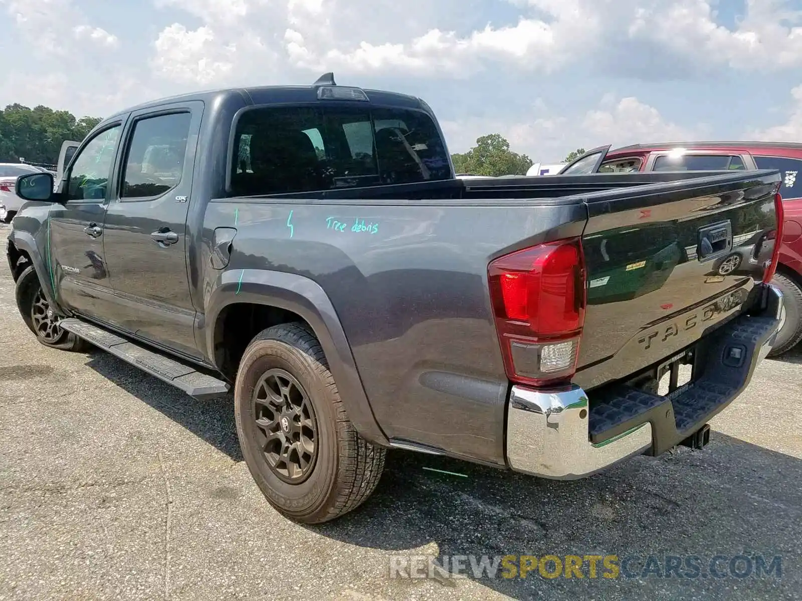 3 Photograph of a damaged car 3TMAZ5CN4KM089389 TOYOTA TACOMA DOU 2019