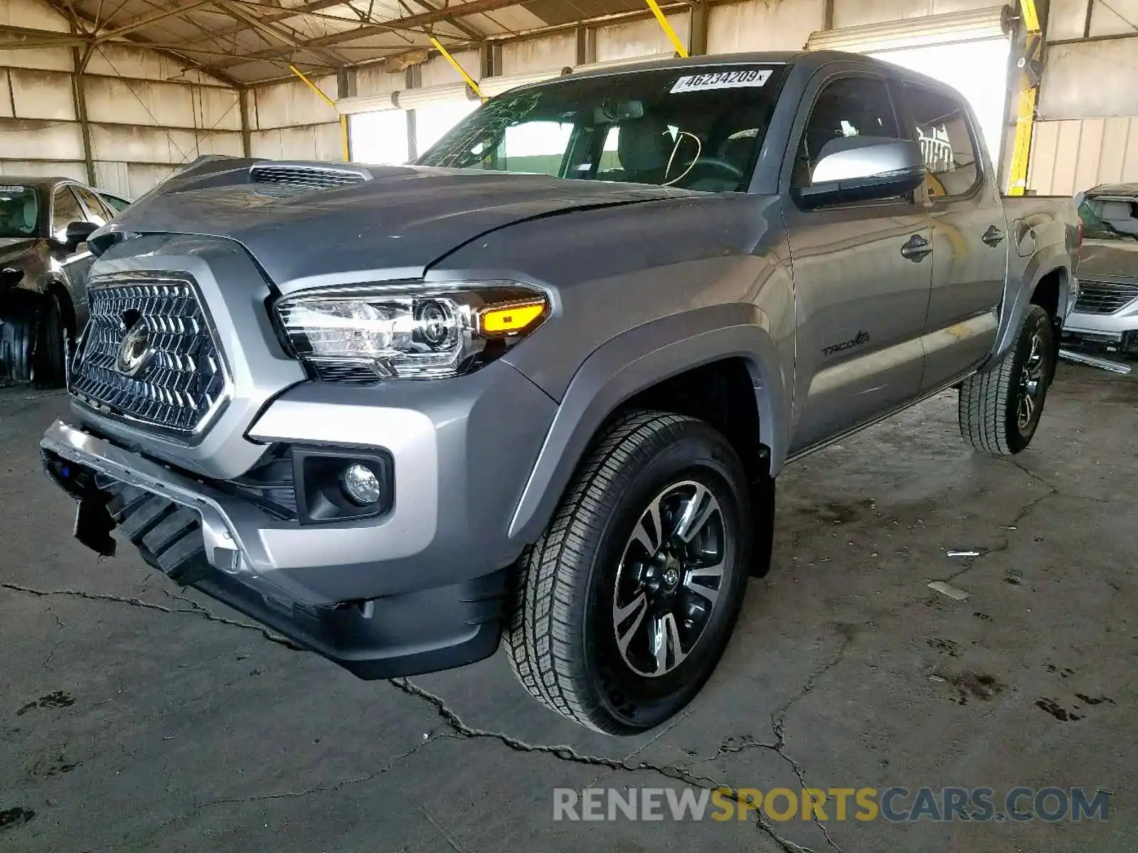 2 Photograph of a damaged car 3TMAZ5CN4KM105316 TOYOTA TACOMA DOU 2019