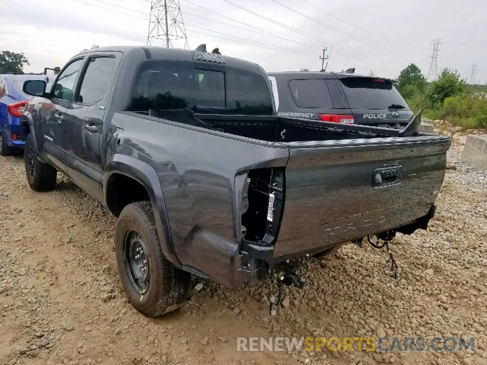 3 Photograph of a damaged car 3TMAZ5CN8KM094529 TOYOTA TACOMA DOU 2019