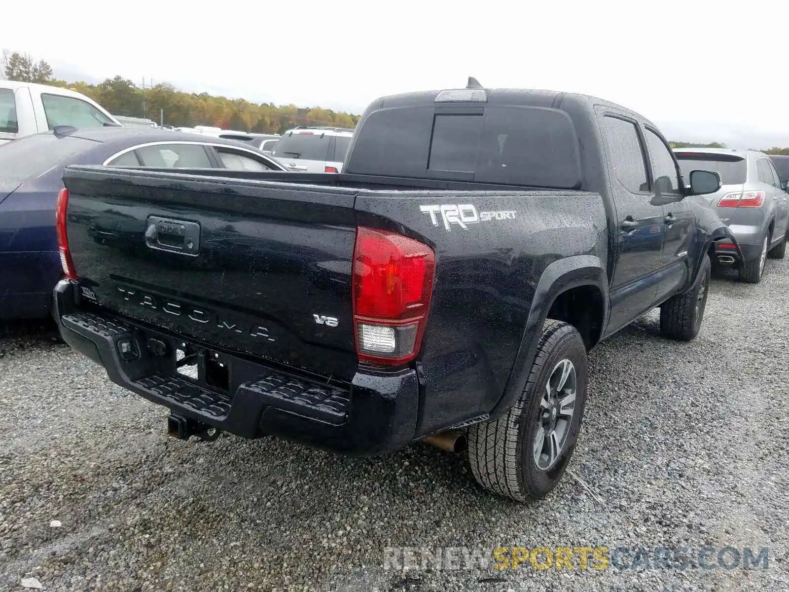 4 Photograph of a damaged car 3TMAZ5CN8KM104959 TOYOTA TACOMA DOU 2019