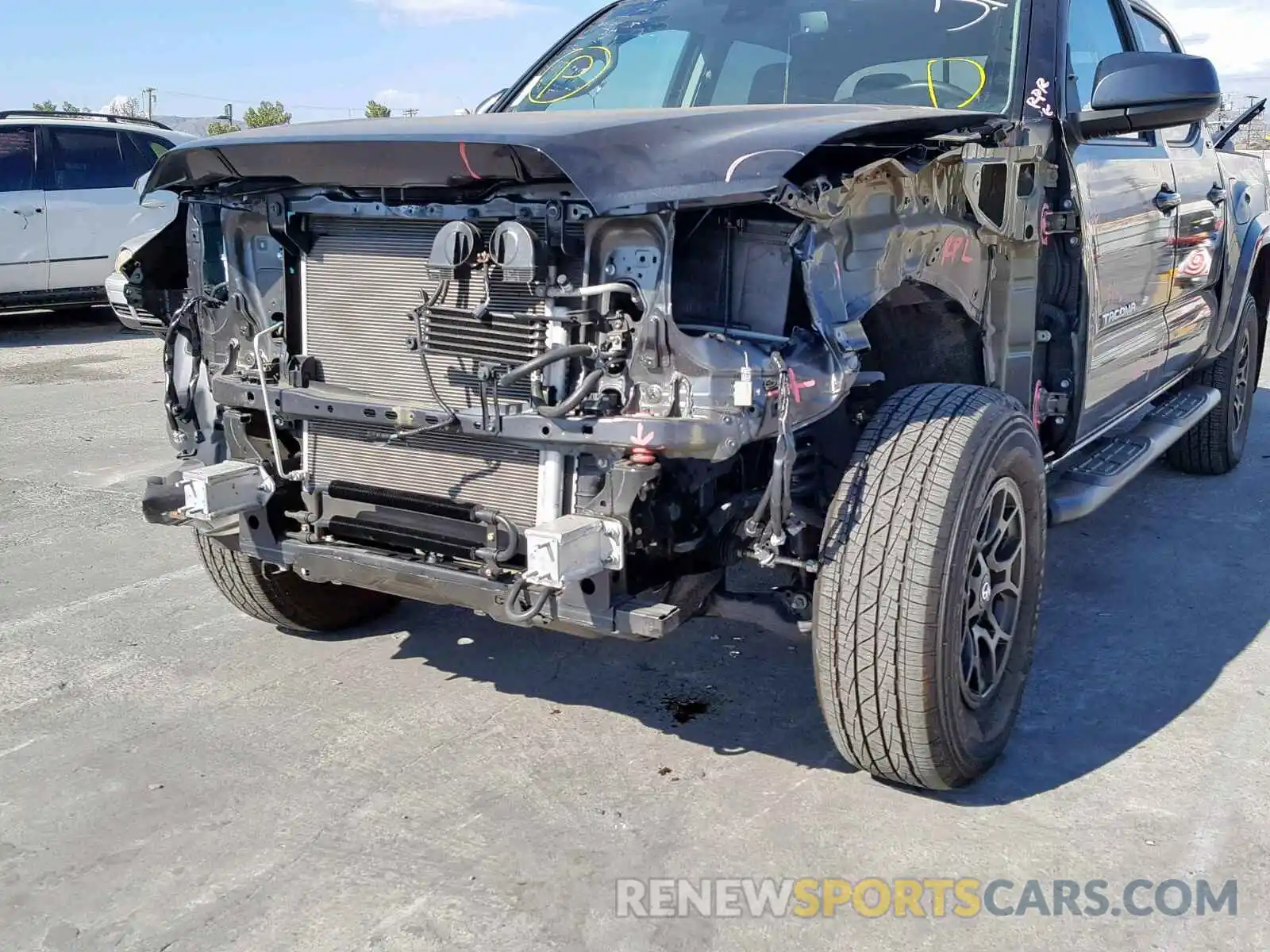 9 Photograph of a damaged car 3TMAZ5CNXKM085847 TOYOTA TACOMA DOU 2019