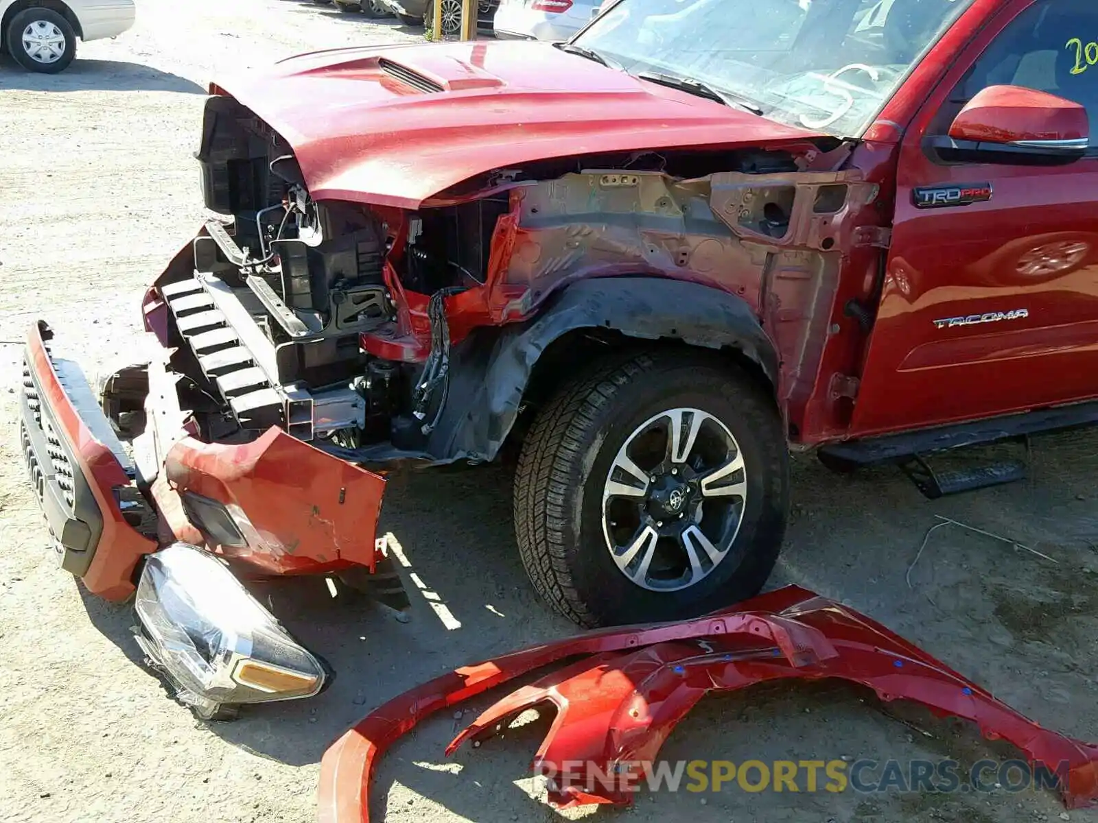 9 Photograph of a damaged car 3TMBZ5DN8KM021311 TOYOTA TACOMA DOU 2019