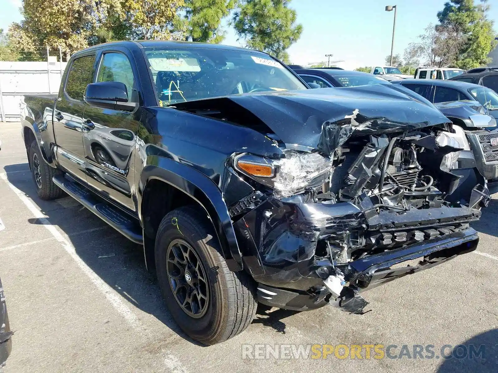 1 Photograph of a damaged car 3TMBZ5DN9KM019115 TOYOTA TACOMA DOU 2019