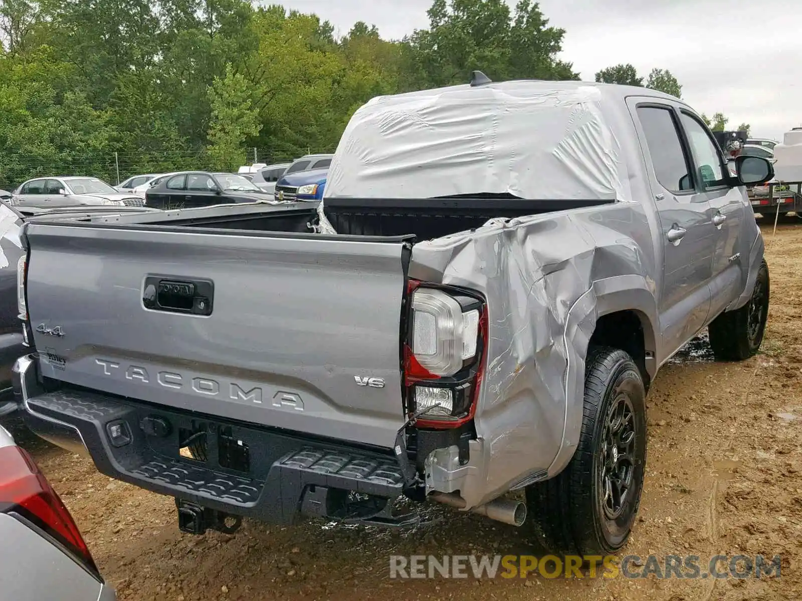 4 Photograph of a damaged car 3TMC25AN9KM250783 TOYOTA TACOMA DOU 2019