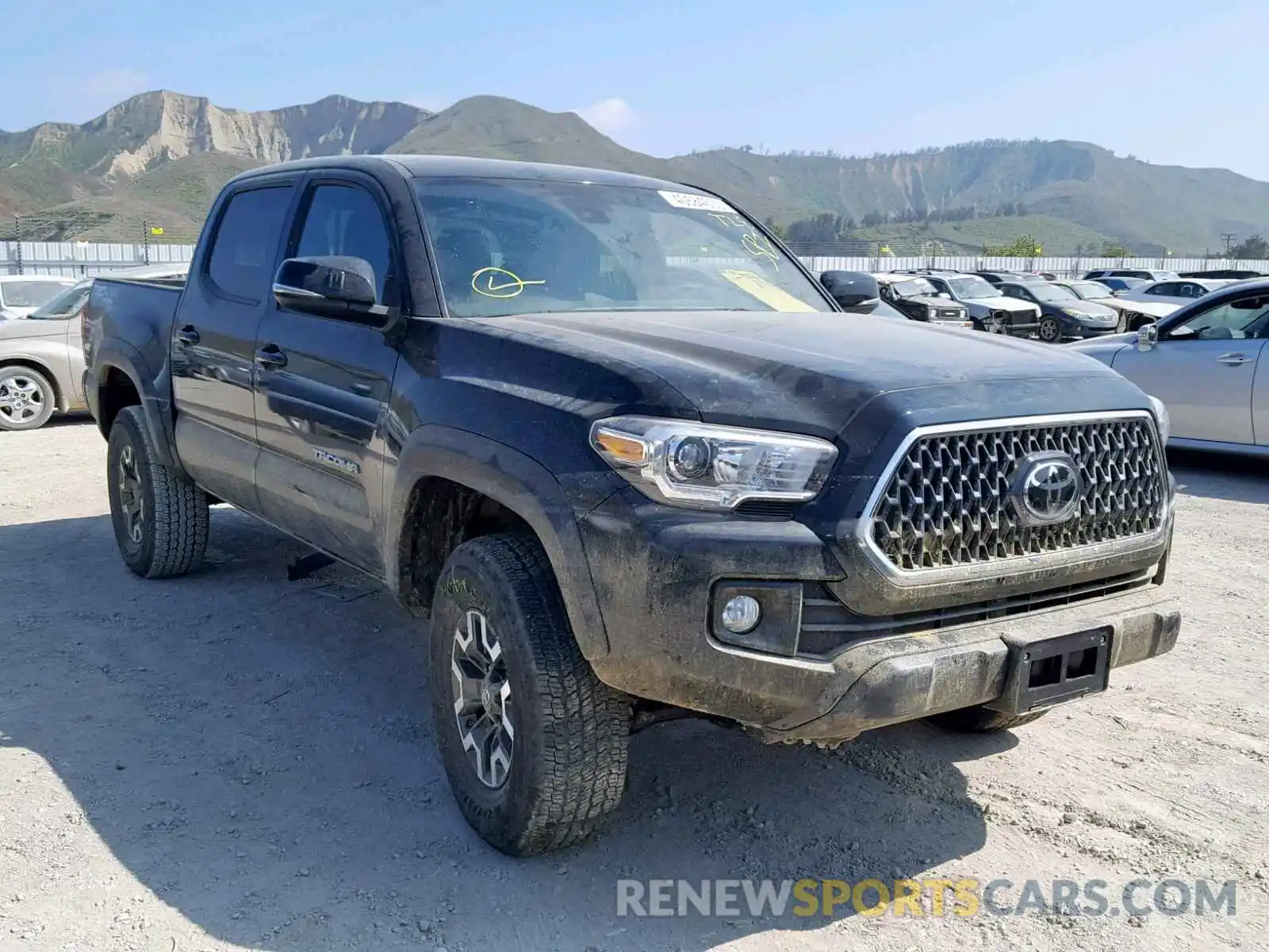 1 Photograph of a damaged car 3TMCZ5AN0KM198279 TOYOTA TACOMA DOU 2019