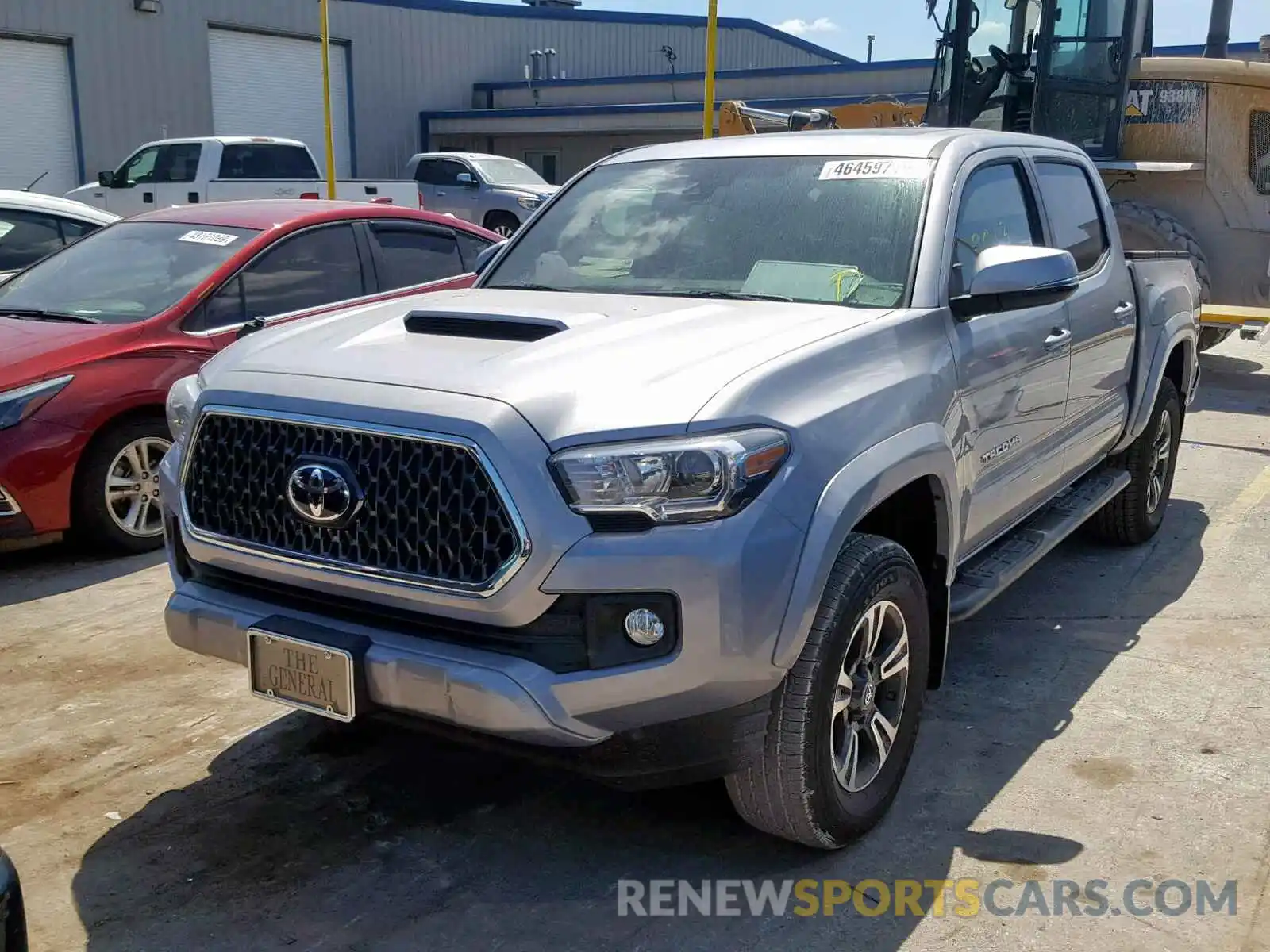 2 Photograph of a damaged car 3TMCZ5AN0KM225495 TOYOTA TACOMA DOU 2019