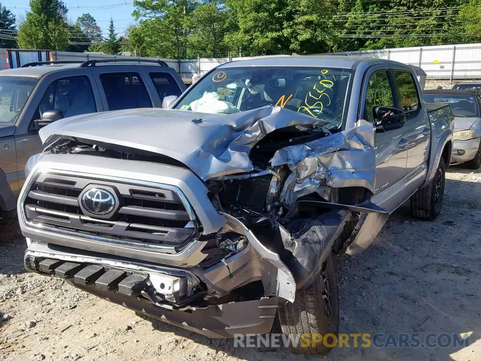 2 Photograph of a damaged car 3TMCZ5AN1KM193950 TOYOTA TACOMA DOU 2019