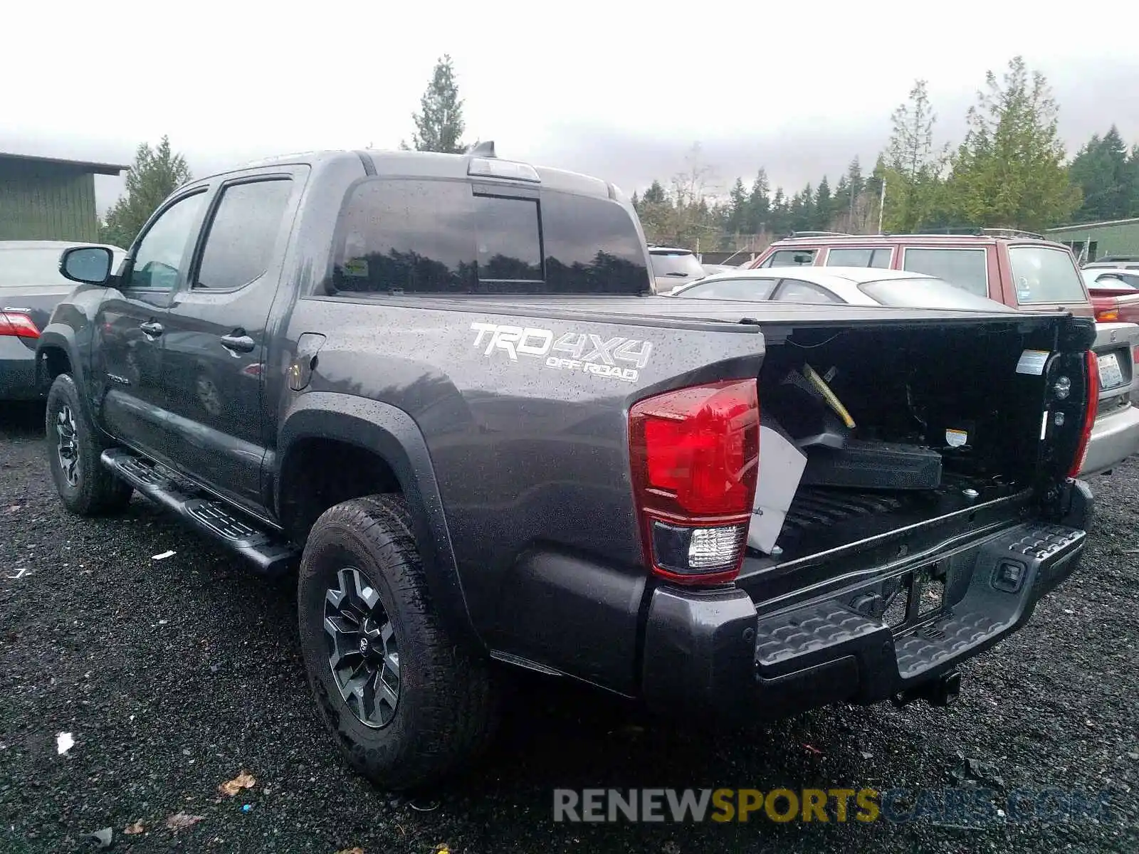 3 Photograph of a damaged car 3TMCZ5AN1KM228969 TOYOTA TACOMA DOU 2019