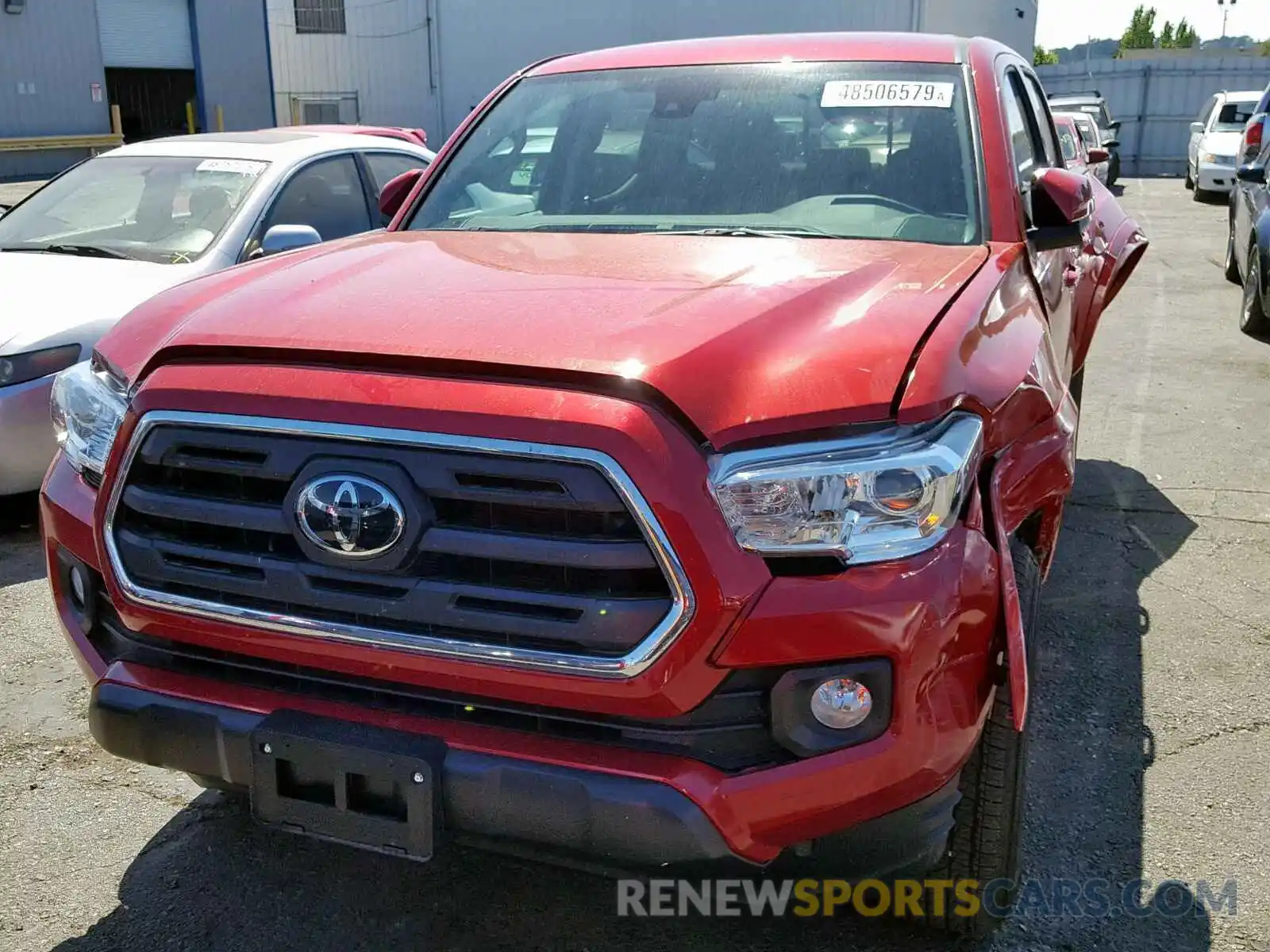 2 Photograph of a damaged car 3TMCZ5AN2KM212652 TOYOTA TACOMA DOU 2019