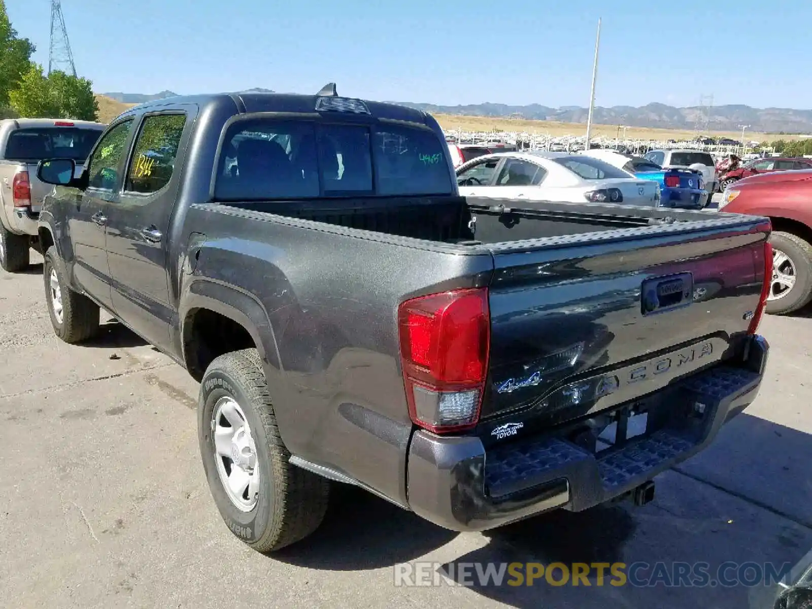 3 Photograph of a damaged car 3TMCZ5AN2KM213834 TOYOTA TACOMA DOU 2019