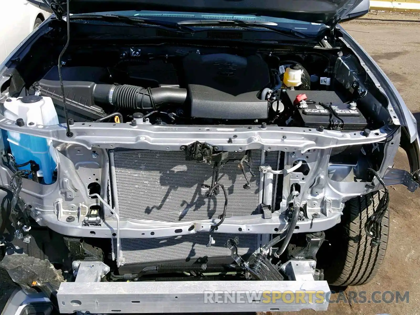 7 Photograph of a damaged car 3TMCZ5AN2KM227961 TOYOTA TACOMA DOU 2019