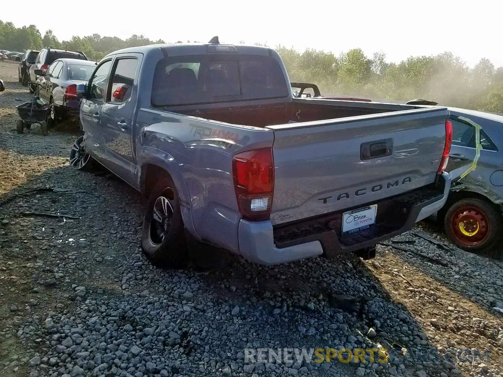 3 Photograph of a damaged car 3TMCZ5AN2KM262029 TOYOTA TACOMA DOU 2019