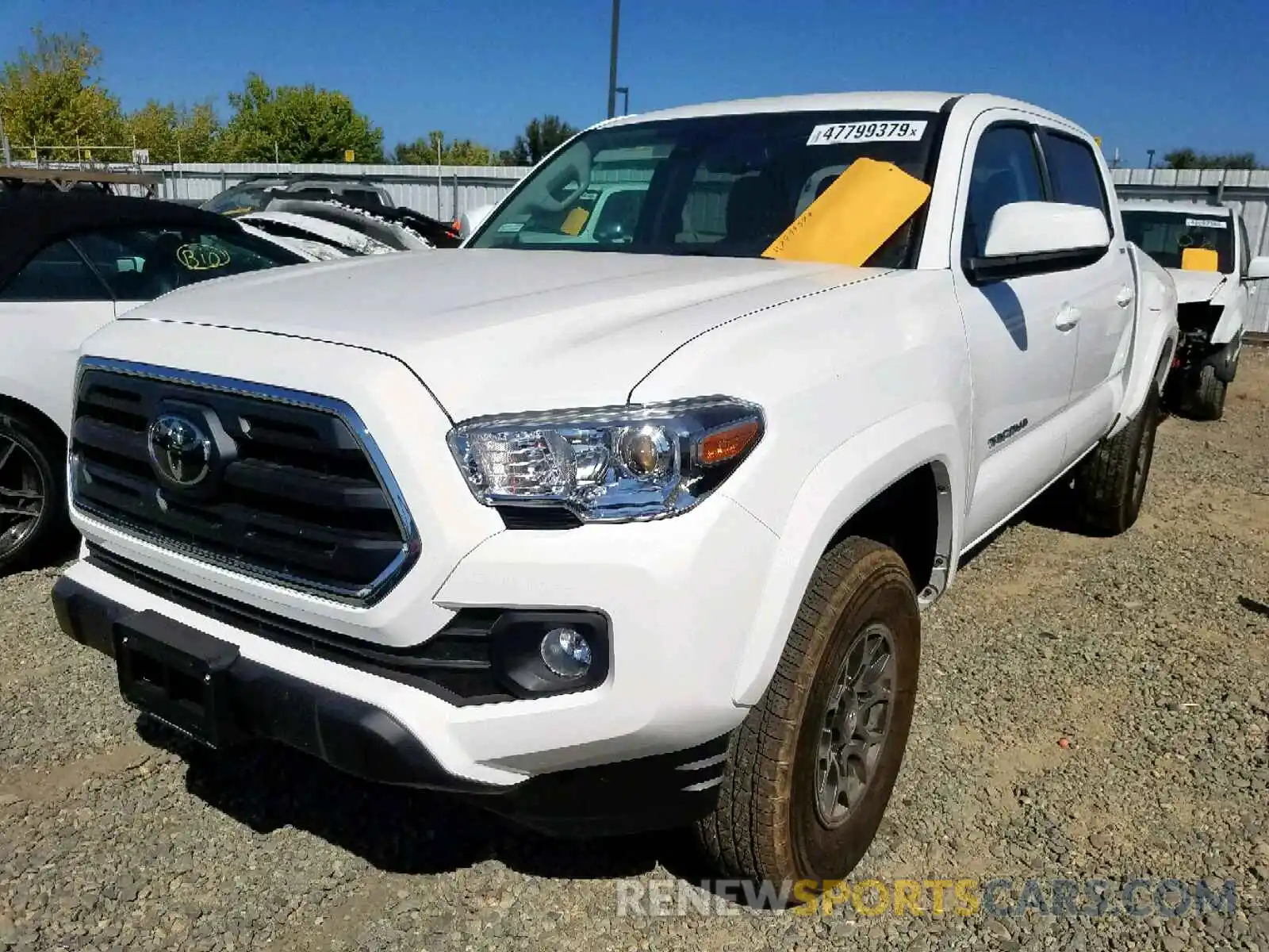 2 Photograph of a damaged car 3TMCZ5AN2KM279445 TOYOTA TACOMA DOU 2019