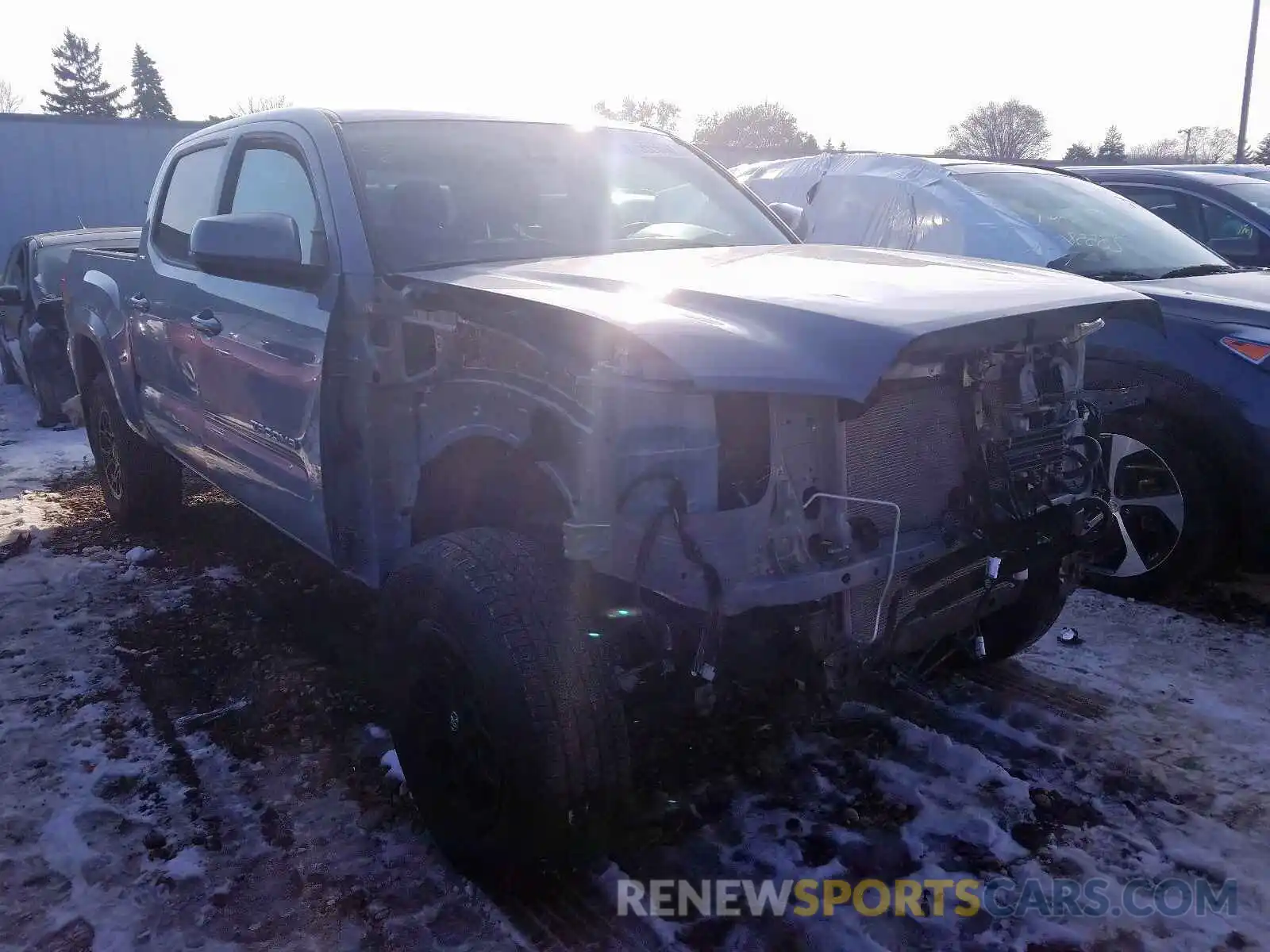 1 Photograph of a damaged car 3TMCZ5AN3KM205001 TOYOTA TACOMA DOU 2019