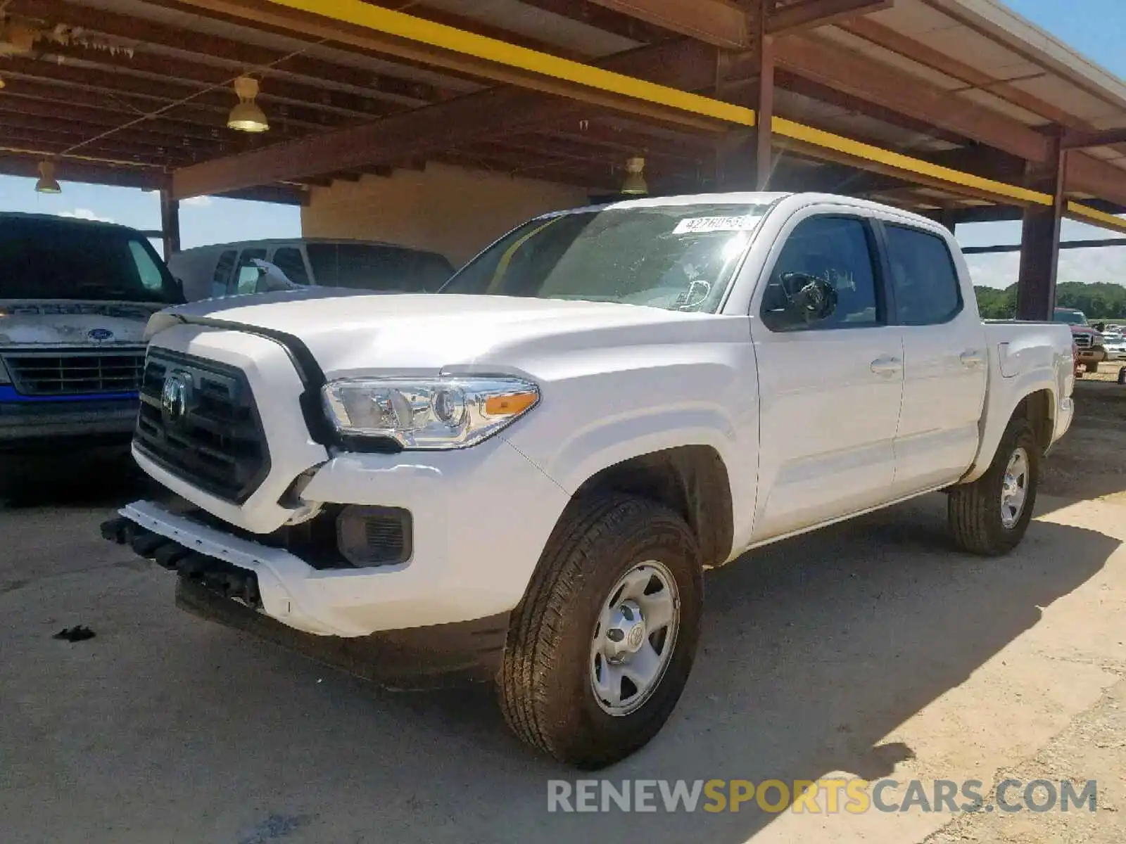 2 Photograph of a damaged car 3TMCZ5AN3KM225538 TOYOTA TACOMA DOU 2019