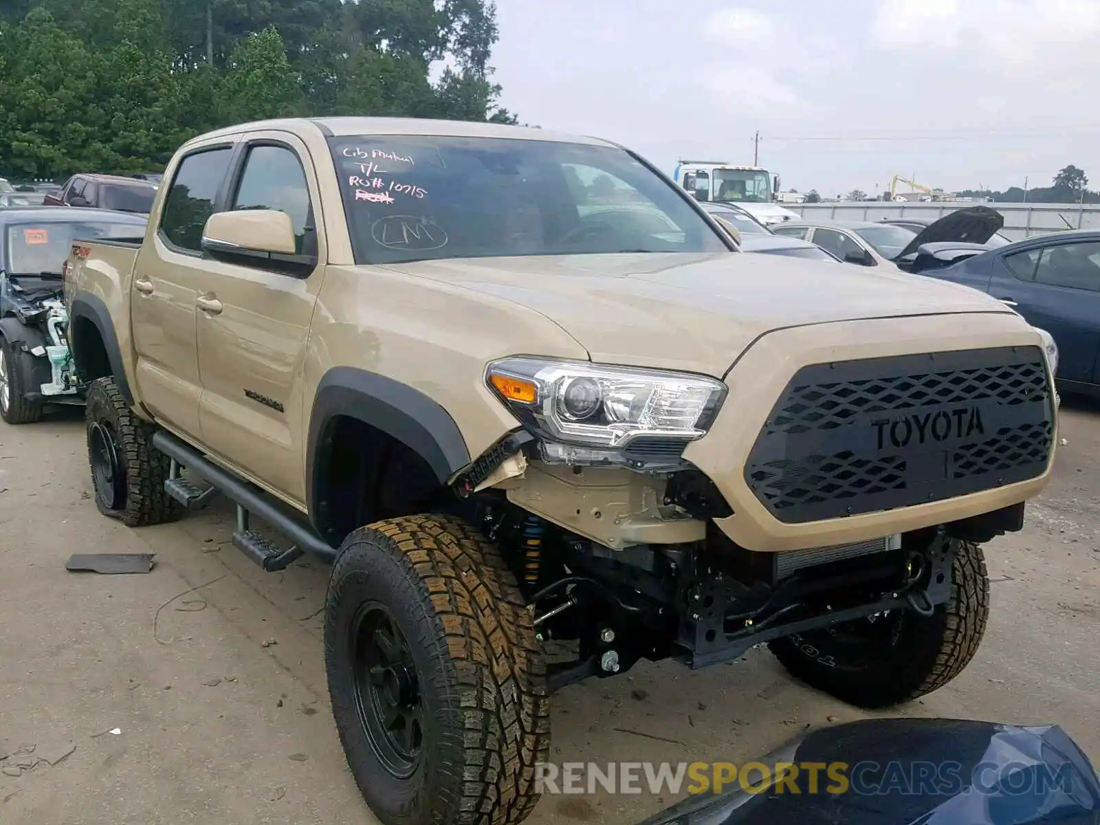 1 Photograph of a damaged car 3TMCZ5AN4KM191609 TOYOTA TACOMA DOU 2019