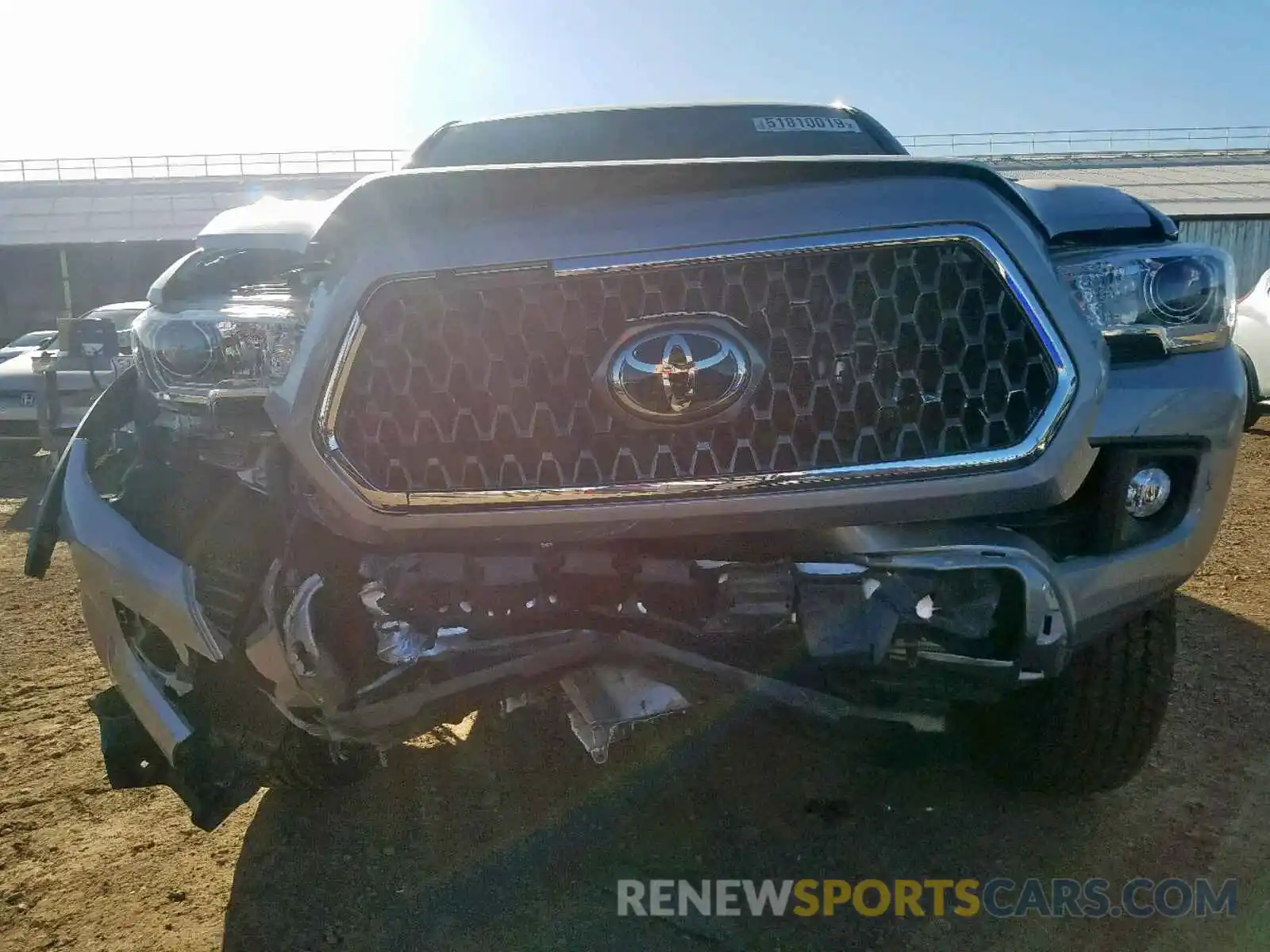 9 Photograph of a damaged car 3TMCZ5AN4KM215911 TOYOTA TACOMA DOU 2019