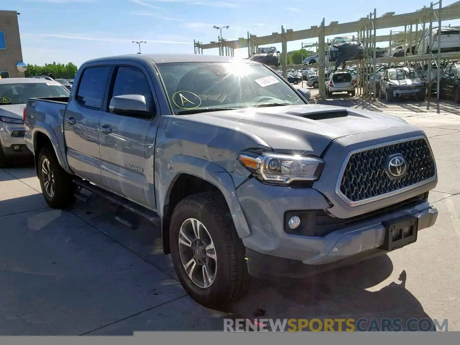 1 Photograph of a damaged car 3TMCZ5AN4KM221742 TOYOTA TACOMA DOU 2019