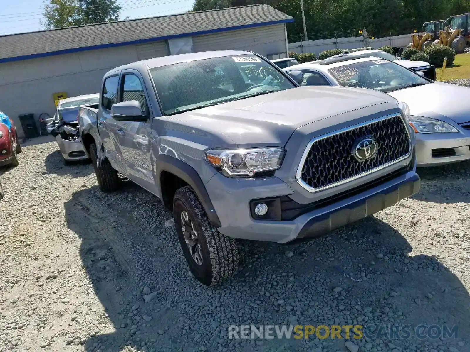 1 Photograph of a damaged car 3TMCZ5AN4KM228450 TOYOTA TACOMA DOU 2019