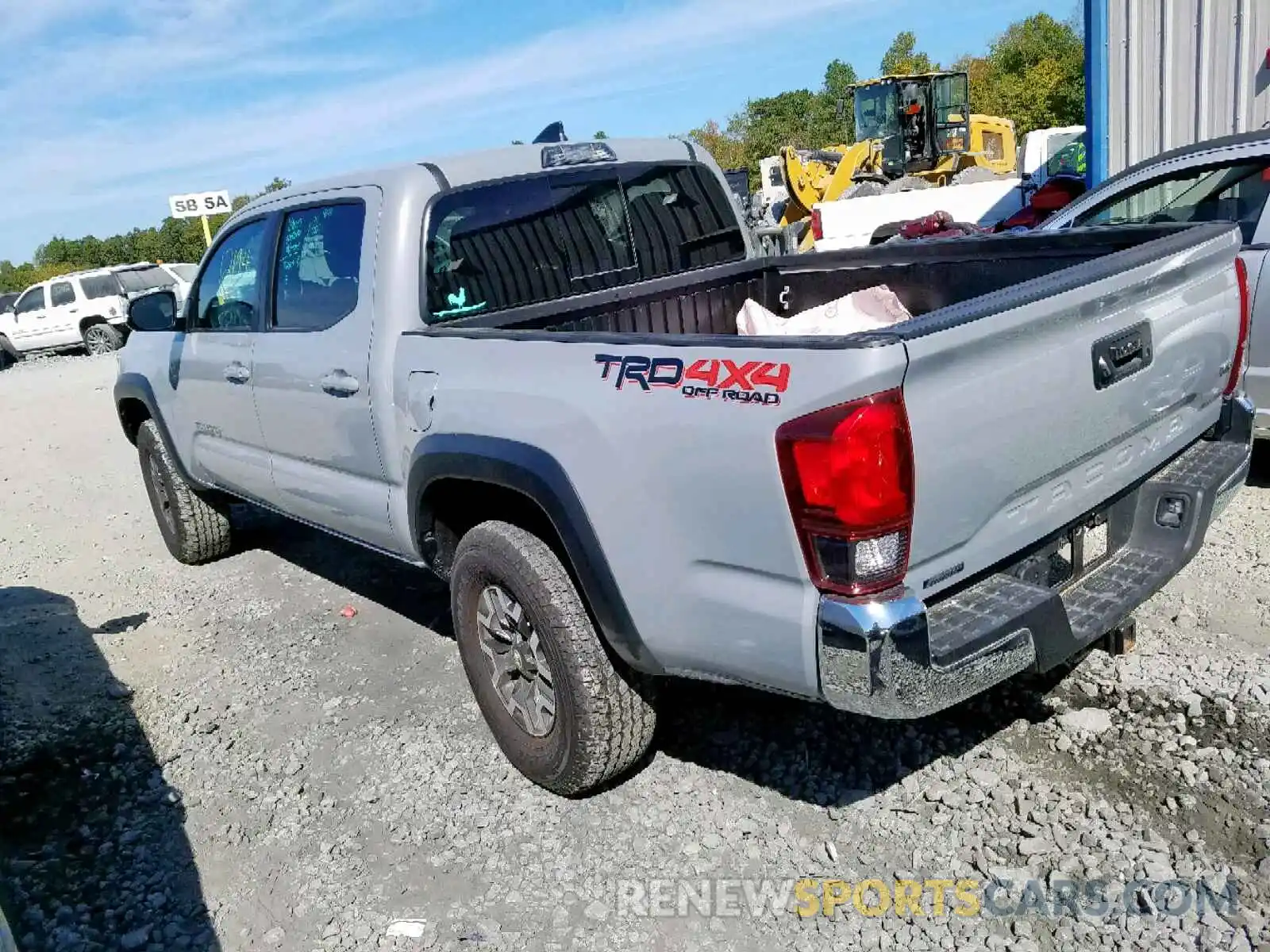 3 Photograph of a damaged car 3TMCZ5AN4KM228450 TOYOTA TACOMA DOU 2019