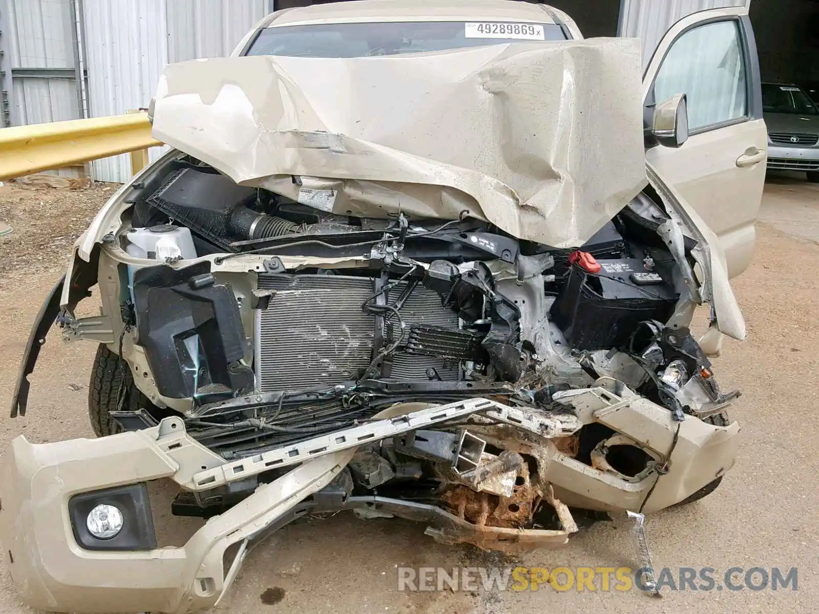 9 Photograph of a damaged car 3TMCZ5AN4KM246673 TOYOTA TACOMA DOU 2019