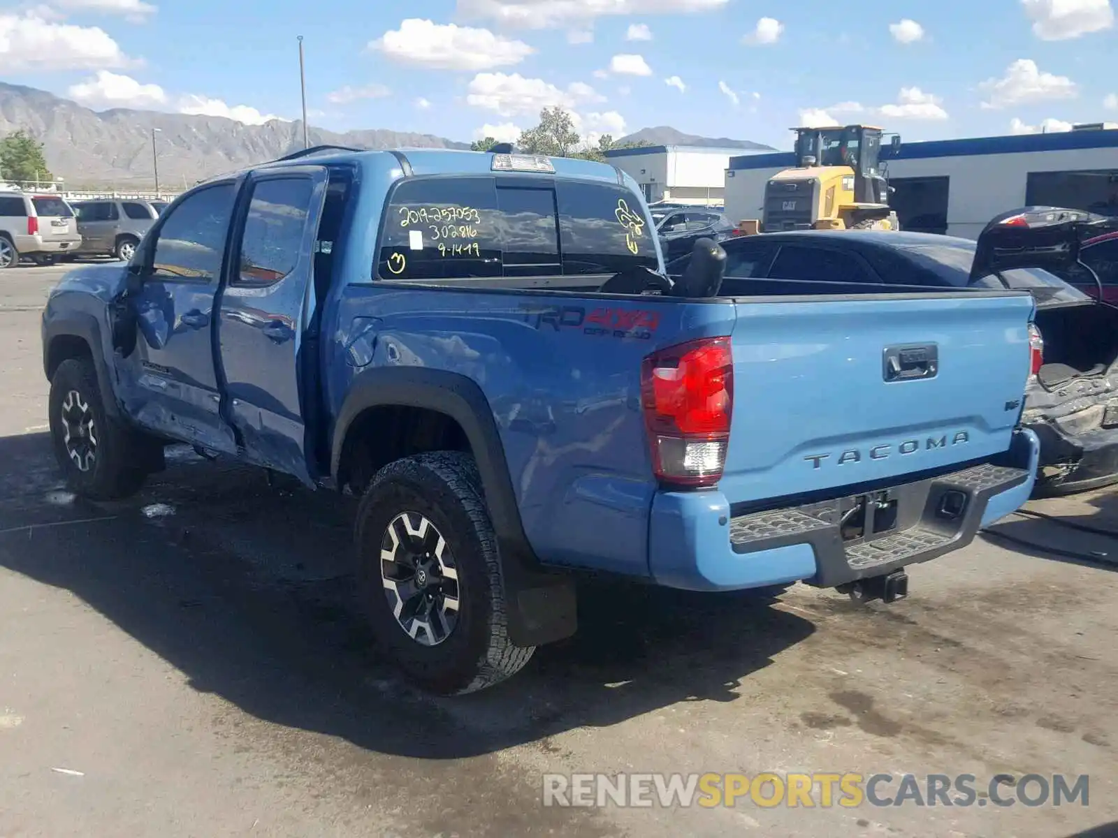 3 Photograph of a damaged car 3TMCZ5AN4KM262145 TOYOTA TACOMA DOU 2019