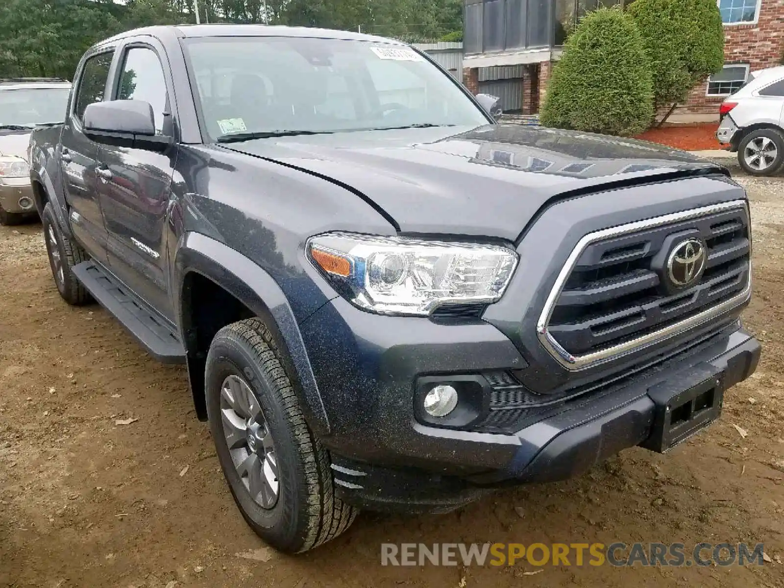 1 Photograph of a damaged car 3TMCZ5AN5KM201564 TOYOTA TACOMA DOU 2019