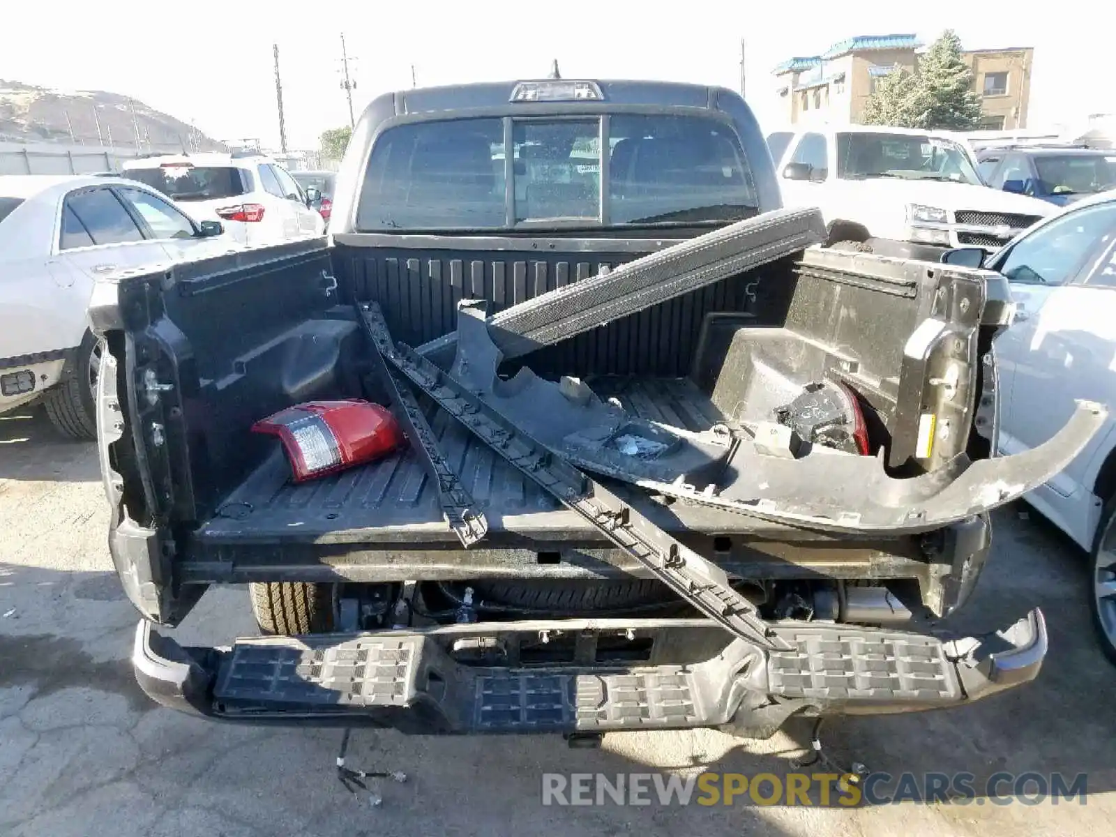 9 Photograph of a damaged car 3TMCZ5AN5KM217960 TOYOTA TACOMA DOU 2019