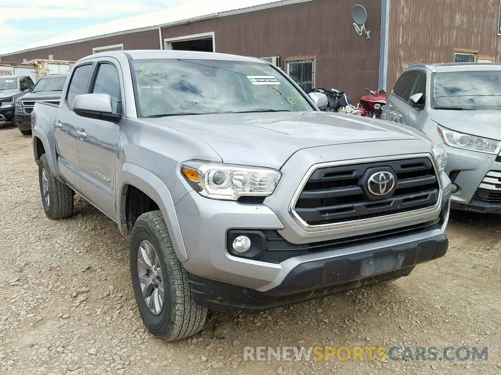 1 Photograph of a damaged car 3TMCZ5AN5KM218297 TOYOTA TACOMA DOU 2019