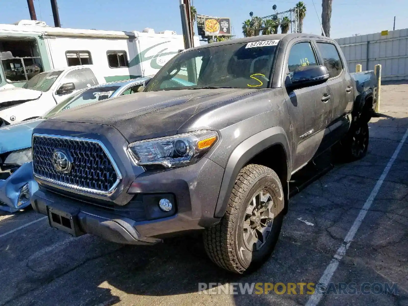 2 Photograph of a damaged car 3TMCZ5AN5KM281643 TOYOTA TACOMA DOU 2019