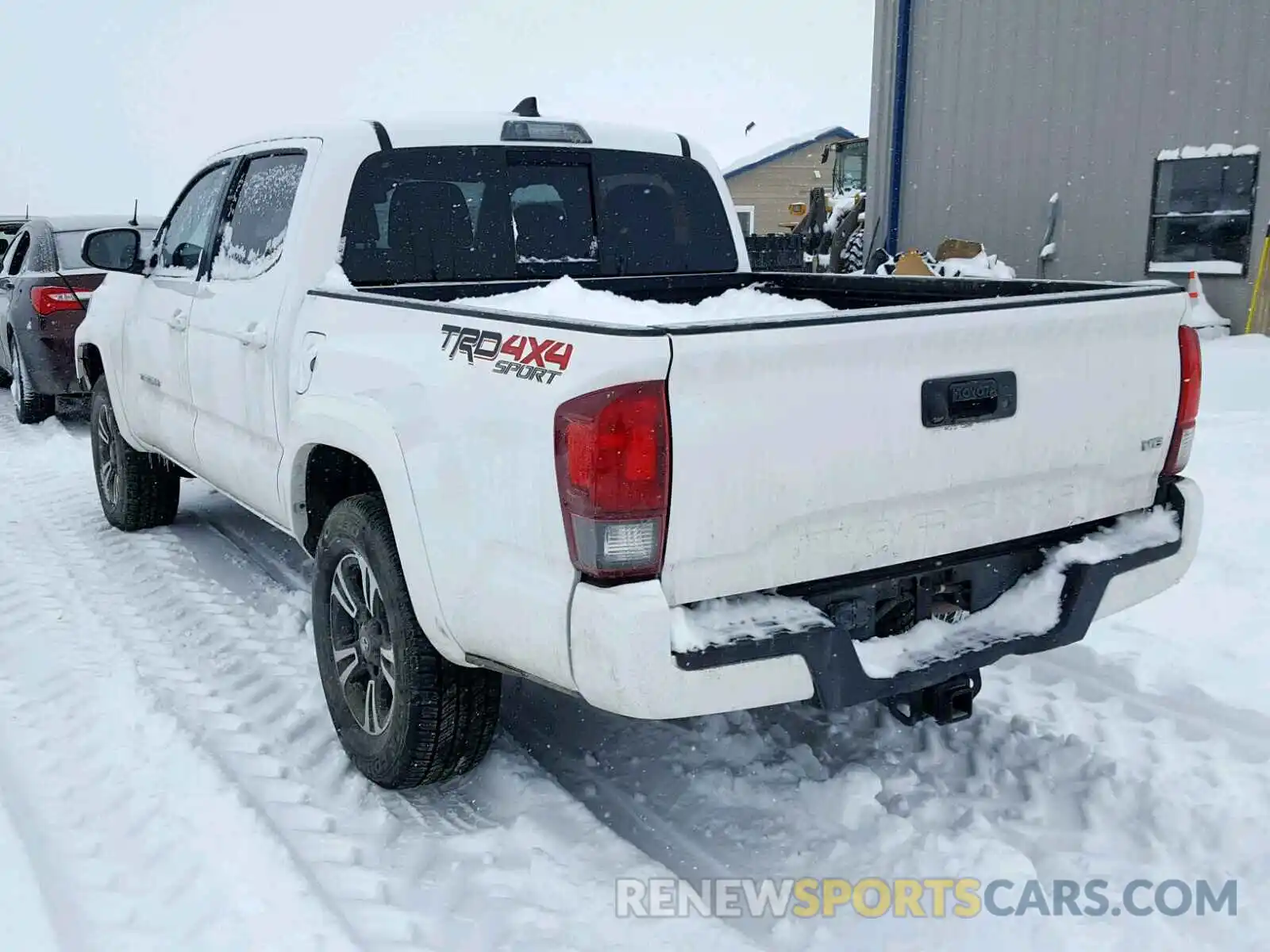 3 Photograph of a damaged car 3TMCZ5AN6KM209477 TOYOTA TACOMA DOU 2019