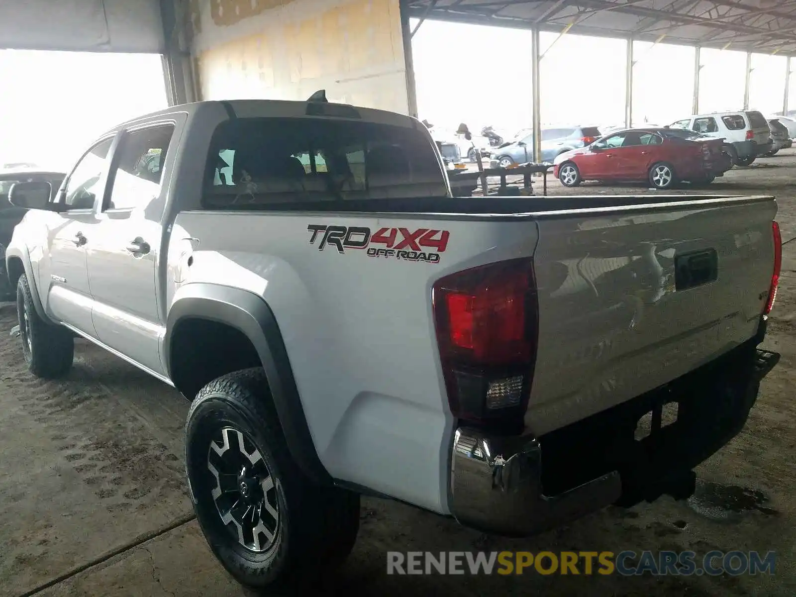 3 Photograph of a damaged car 3TMCZ5AN7KM203977 TOYOTA TACOMA DOU 2019