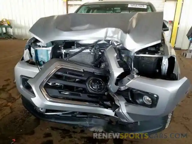 9 Photograph of a damaged car 3TMCZ5AN7KM277626 TOYOTA TACOMA DOU 2019