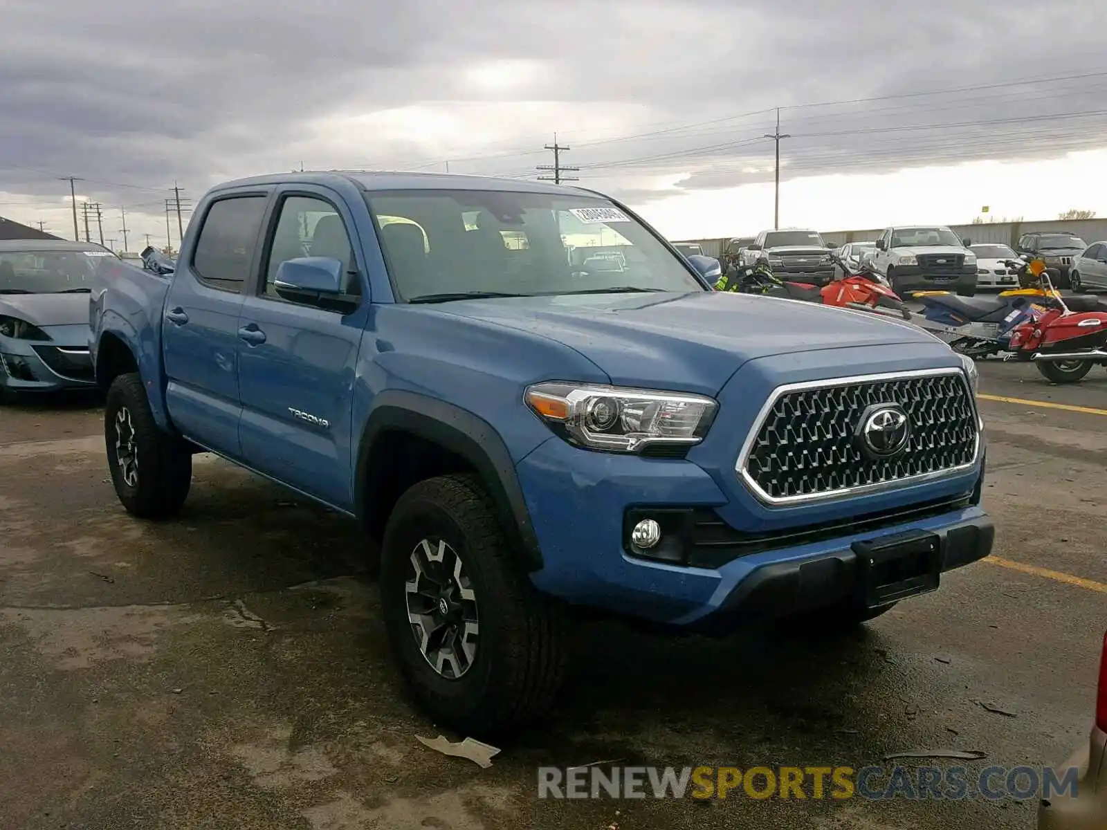 1 Photograph of a damaged car 3TMCZ5AN8KM203907 TOYOTA TACOMA DOU 2019