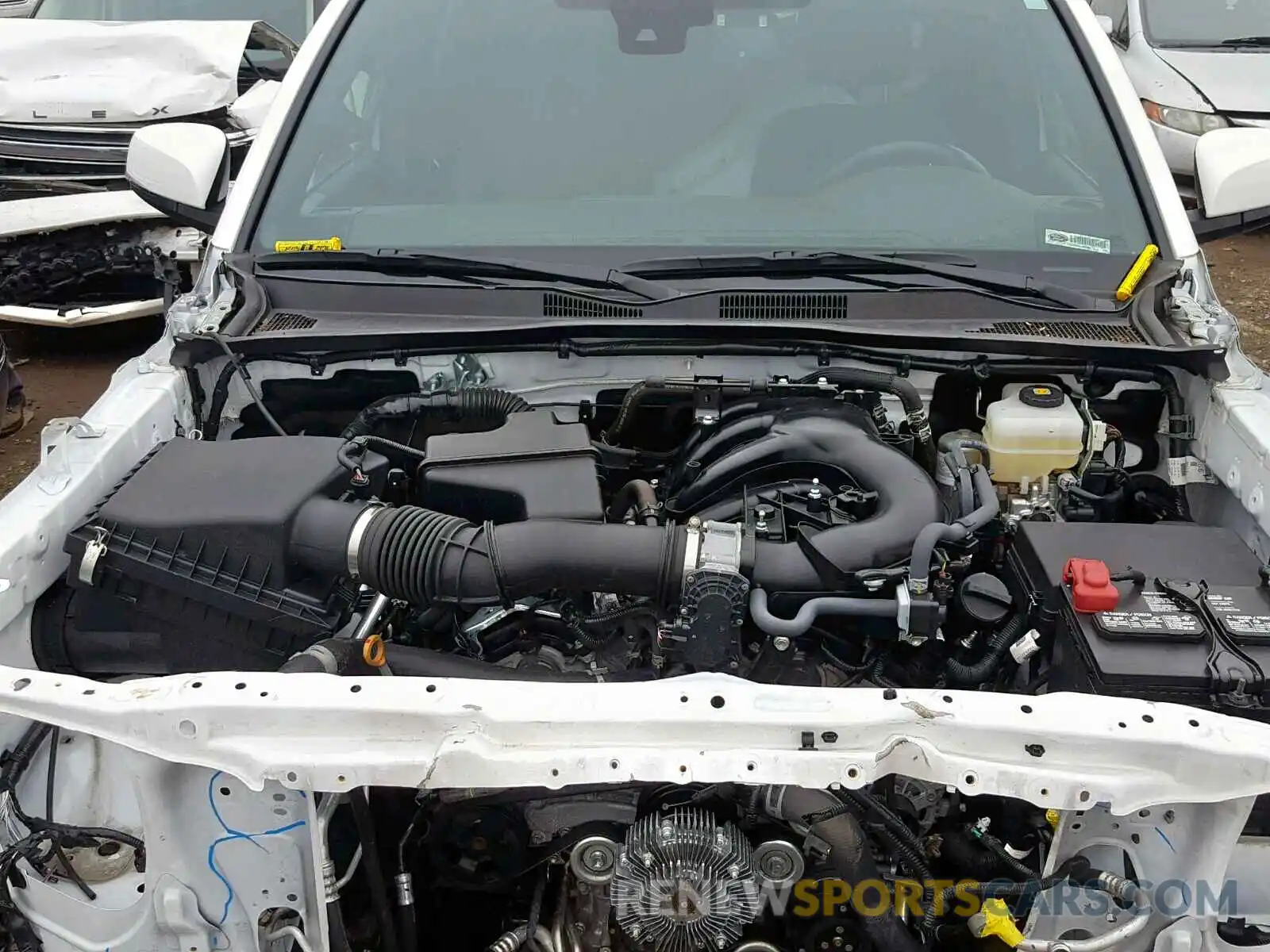 7 Photograph of a damaged car 3TMCZ5AN8KM208296 TOYOTA TACOMA DOU 2019