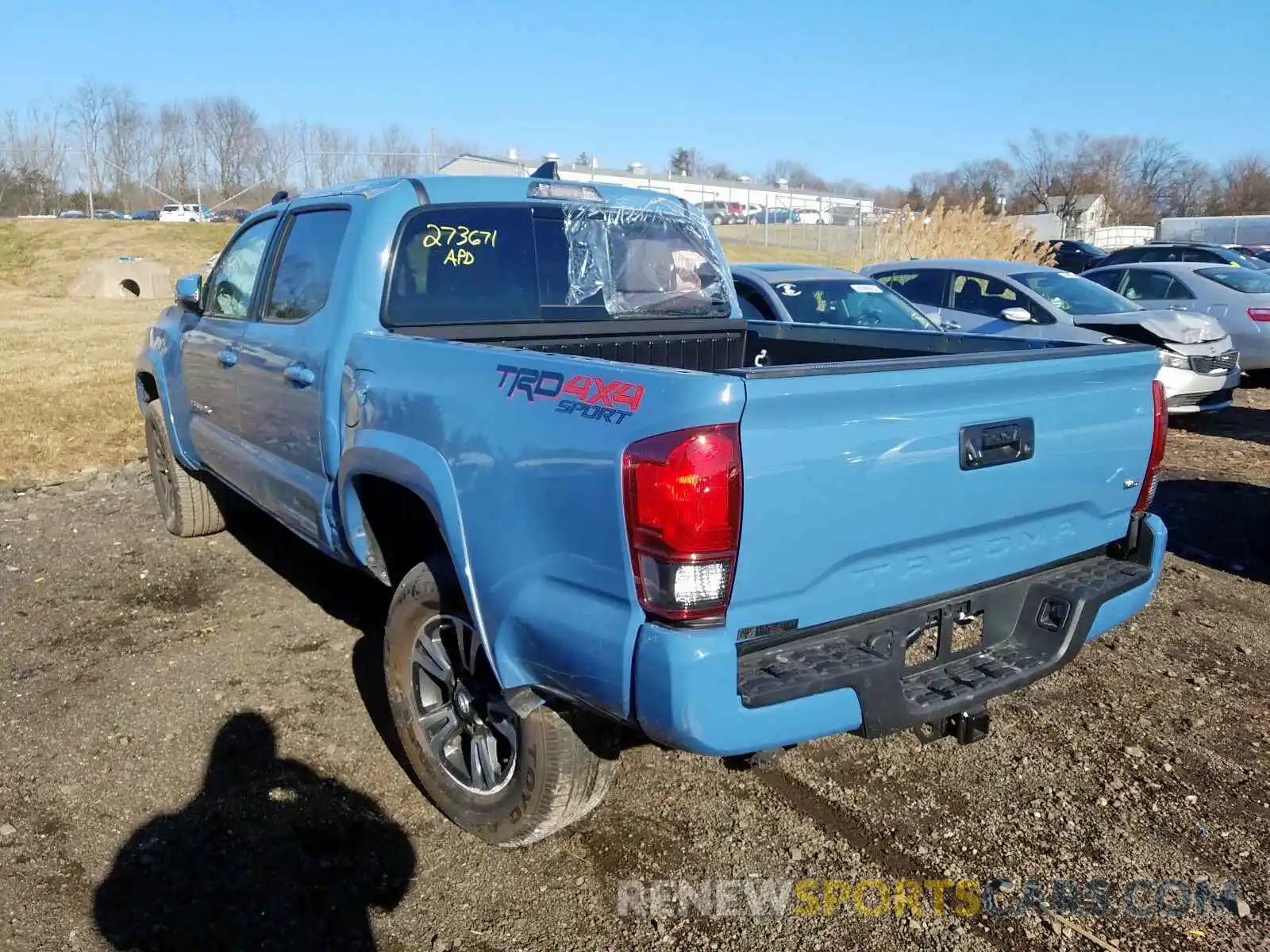 3 Photograph of a damaged car 3TMCZ5AN8KM280390 TOYOTA TACOMA DOU 2019