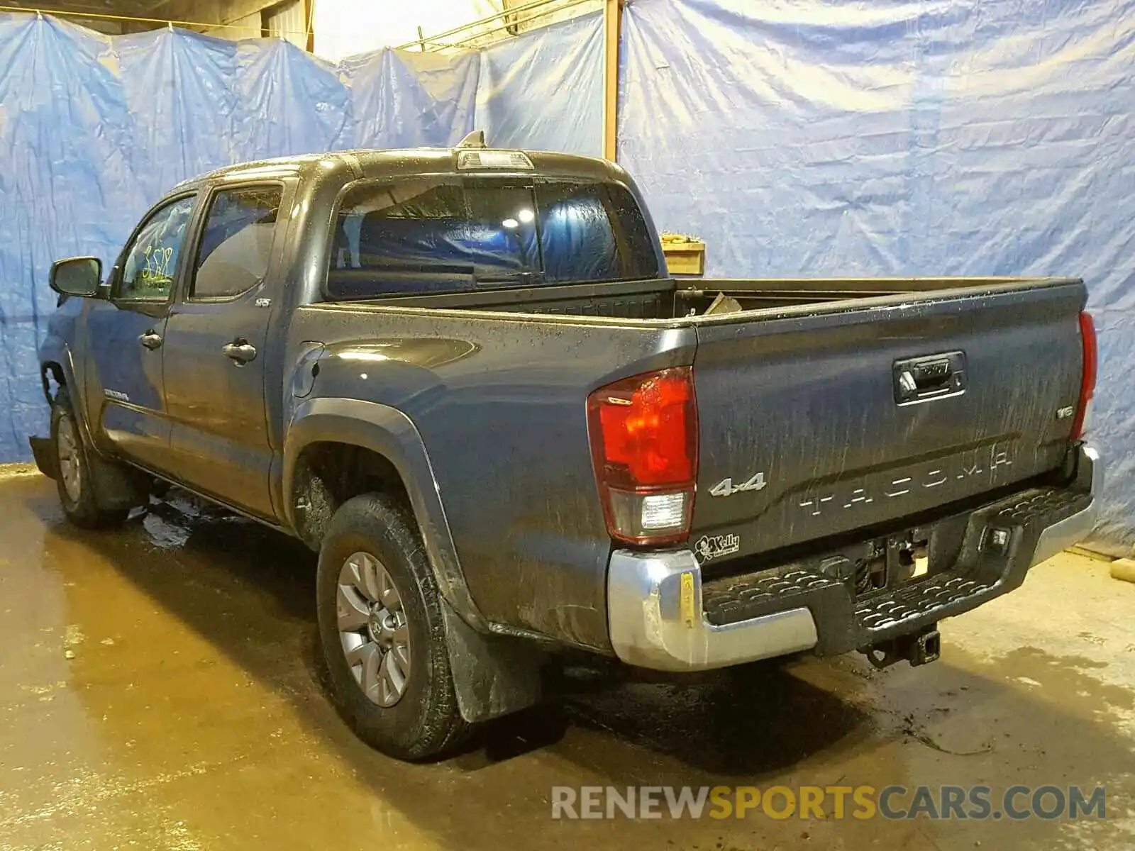 3 Photograph of a damaged car 3TMCZ5AN9KM191542 TOYOTA TACOMA DOU 2019