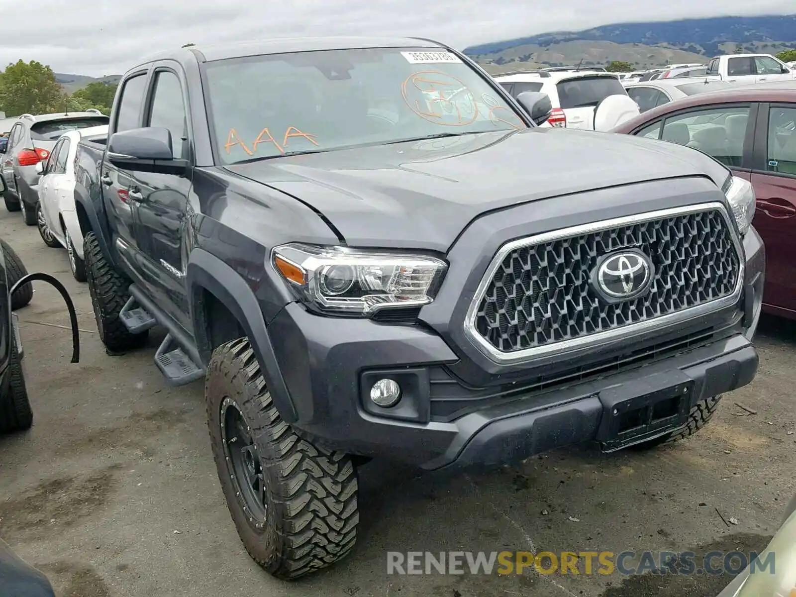 1 Photograph of a damaged car 3TMCZ5AN9KM206251 TOYOTA TACOMA DOU 2019