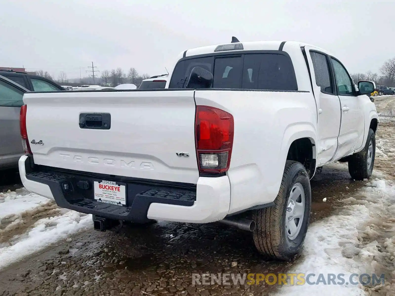 4 Photograph of a damaged car 3TMCZ5AN9KM218951 TOYOTA TACOMA DOU 2019