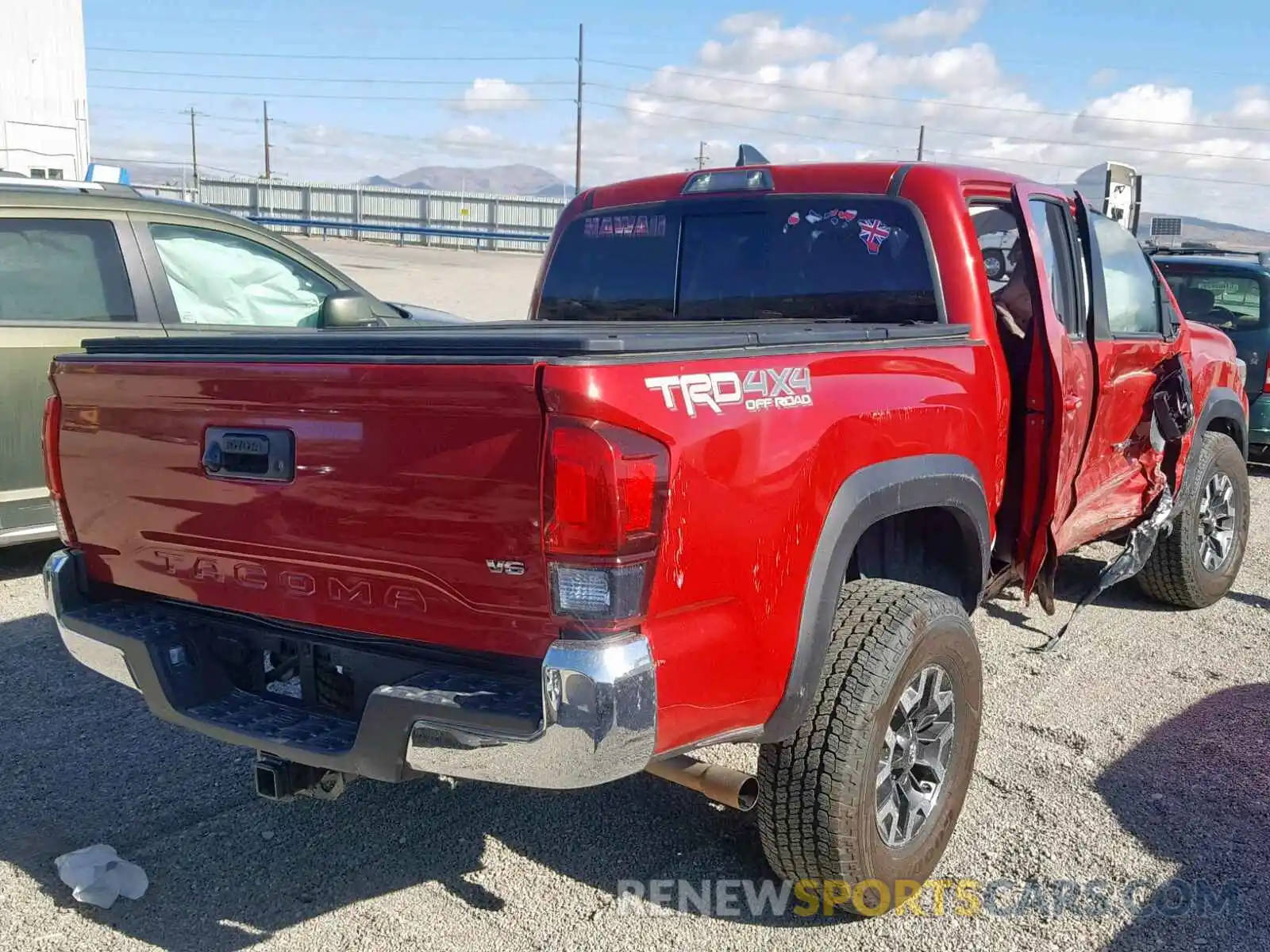 4 Photograph of a damaged car 3TMCZ5AN9KM219842 TOYOTA TACOMA DOU 2019