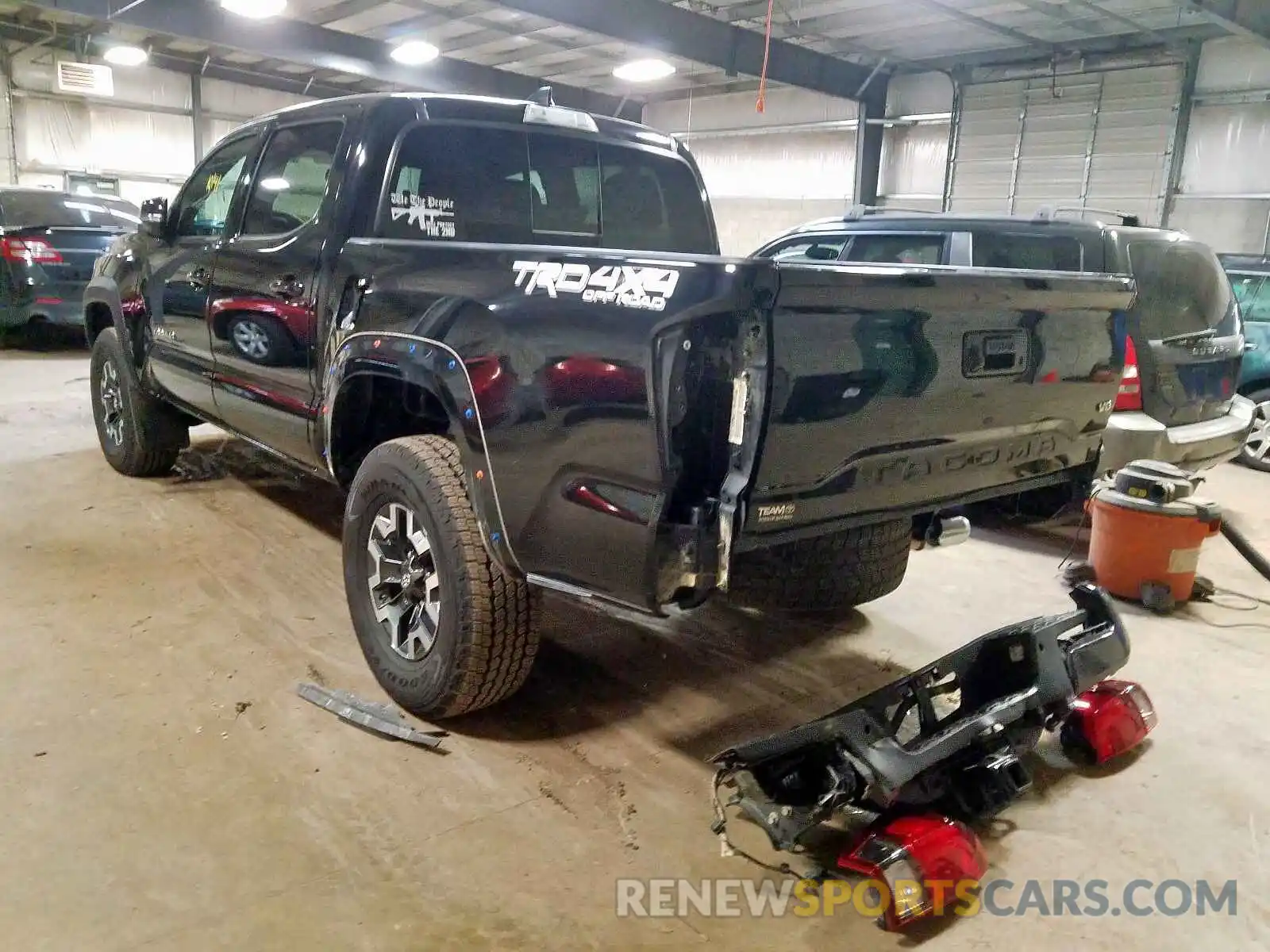 3 Photograph of a damaged car 3TMCZ5AN9KM221736 TOYOTA TACOMA DOU 2019