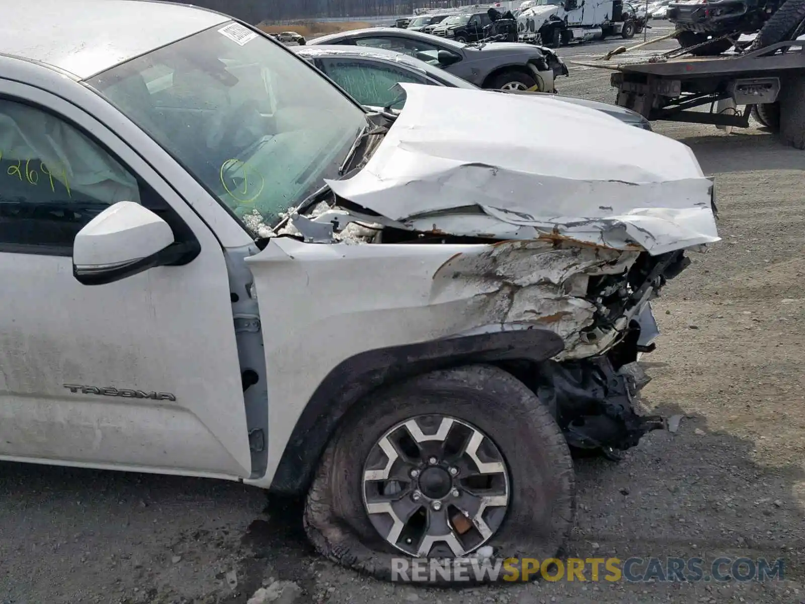 9 Photograph of a damaged car 3TMCZ5ANXKM191453 TOYOTA TACOMA DOU 2019