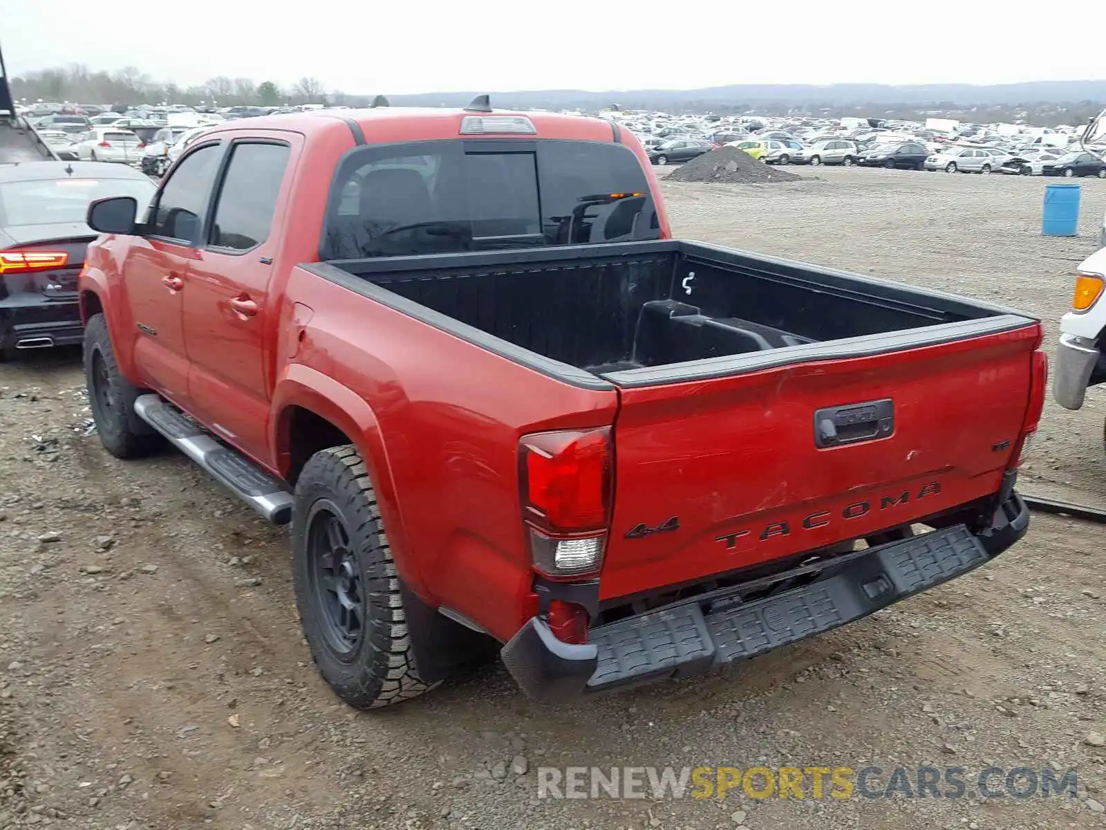 3 Photograph of a damaged car 3TMCZ5ANXKM222751 TOYOTA TACOMA DOU 2019