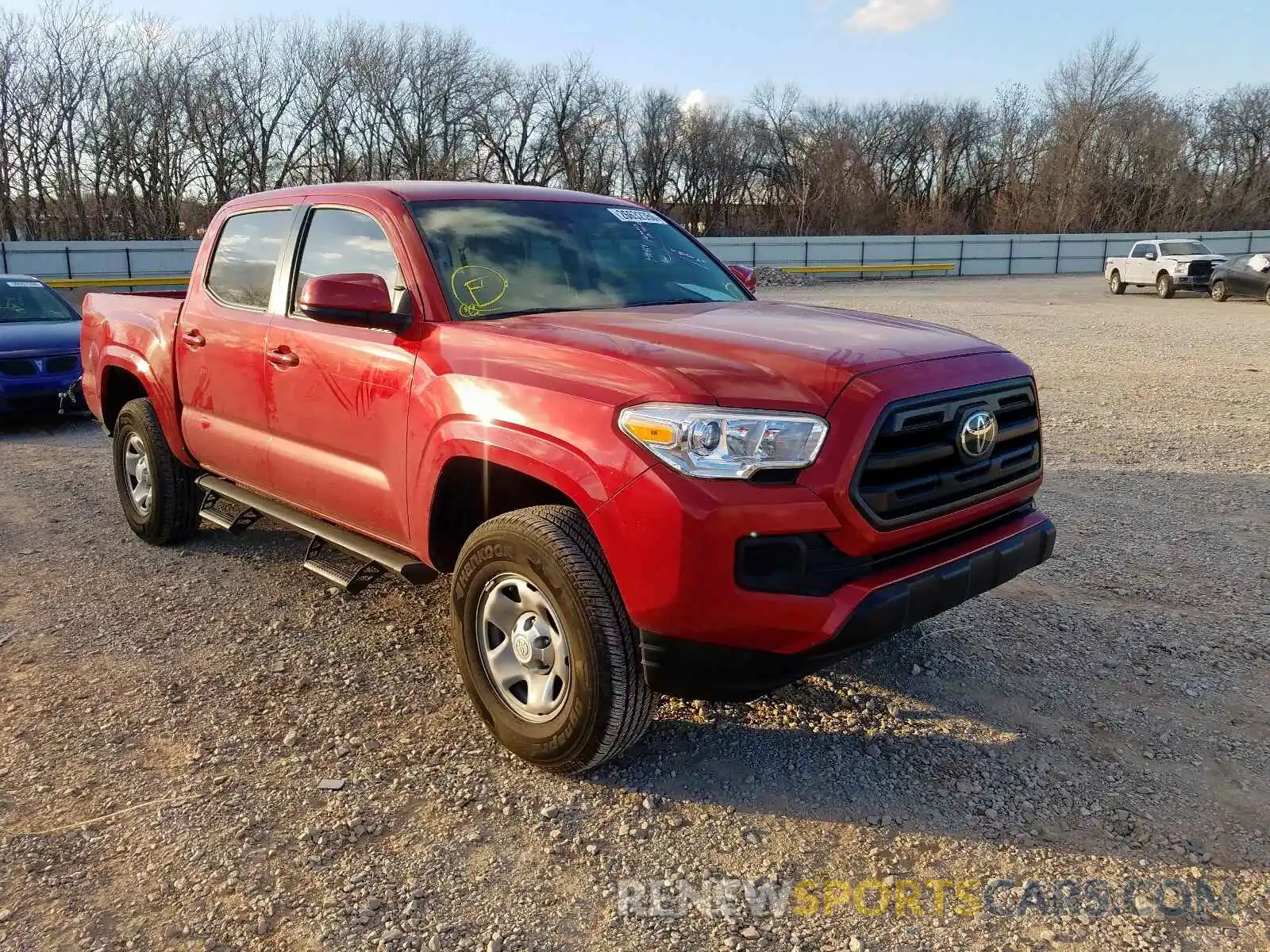 1 Photograph of a damaged car 3TMCZ5ANXKM249965 TOYOTA TACOMA DOU 2019