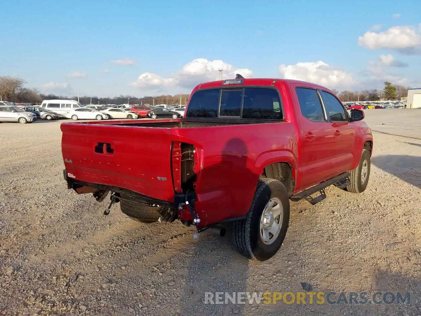 4 Photograph of a damaged car 3TMCZ5ANXKM249965 TOYOTA TACOMA DOU 2019